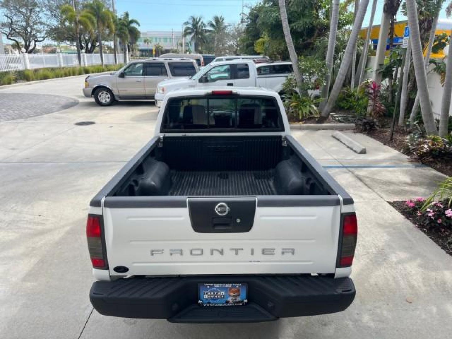 2003 Avalanche /Gray Nissan Frontier 2WD 1 FL XE LOW MILES 56,647 (1N6DD26T13C) with an 2.4L DOHC SMPI 16-Valve 4-Cyl Engine engine, Automatic transmission, located at 4701 North Dixie Hwy, Pompano Beach, FL, 33064, (954) 422-2889, 26.240938, -80.123474 - 2003 NISSAN FRONTIER X CAB AUTO ROAD READY 2.4L I4 VIN: 1N6DD26T13C408137 NO ACCIDENTS NO RECALLS CLUB CAB PICKUP 1 OWNER FLORIDA 2.4L I4 F DOHC 16V LOW MILES 56,647 27 MPG GASOLINE 4 SERVICE RECORDS REAR WHEEL DRIVE 6,1FT BED NEW LIKE TIRES ABS Brakes Automatic Transmission Power Locks Rear Defrost - Photo#90