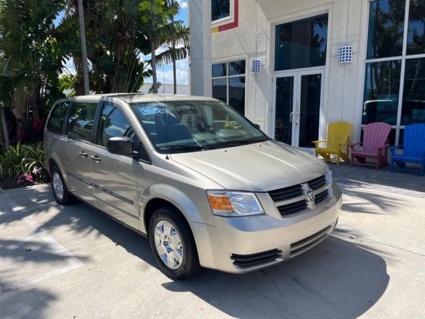 2008 Light Sandstone Metallic /Md Slate/Lt Shale Dodge Grand Caravan SE LOW HANDICAP MILES 76,328 (1D8HN44H98B) with an 3.3L V6 Cylinder Engine engine, Automatic transmission, located at 4701 North Dixie Hwy, Pompano Beach, FL, 33064, (954) 422-2889, 26.240938, -80.123474 - OUR WEBPAGE FLORIDACARS1.COM HAS OVER 100 PHOTOS AND FREE CARFAX LINK 2008 DODGE GRAND CARAVAN SE HANDICAP LIFT ROAD READY 3.3L V6 VIN: 1D8HN44H98B188711 FLORIDA OWNER VAN NO RECALLS 3.3L V6 F 24 SERVICE RECORDS GASOLINE 24 MPG LOW MILES 76,328 FRONT WHEEL DRIVE POWER MIRRORS 3 ROW SEATS Anti-Theft - Photo#3