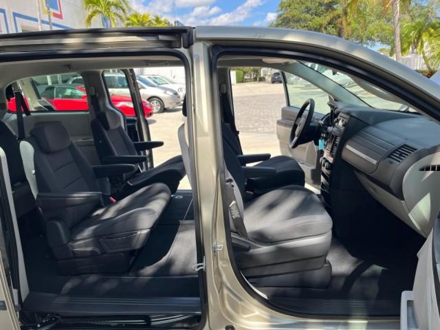 2008 Light Sandstone Metallic /Md Slate/Lt Shale Dodge Grand Caravan SE LOW HANDICAP MILES 76,328 (1D8HN44H98B) with an 3.3L V6 Cylinder Engine engine, Automatic transmission, located at 4701 North Dixie Hwy, Pompano Beach, FL, 33064, (954) 422-2889, 26.240938, -80.123474 - OUR WEBPAGE FLORIDACARS1.COM HAS OVER 100 PHOTOS AND FREE CARFAX LINK 2008 DODGE GRAND CARAVAN SE HANDICAP LIFT ROAD READY 3.3L V6 VIN: 1D8HN44H98B188711 FLORIDA OWNER VAN NO RECALLS 3.3L V6 F 24 SERVICE RECORDS GASOLINE 24 MPG LOW MILES 76,328 FRONT WHEEL DRIVE POWER MIRRORS 3 ROW SEATS Anti-Theft - Photo#12