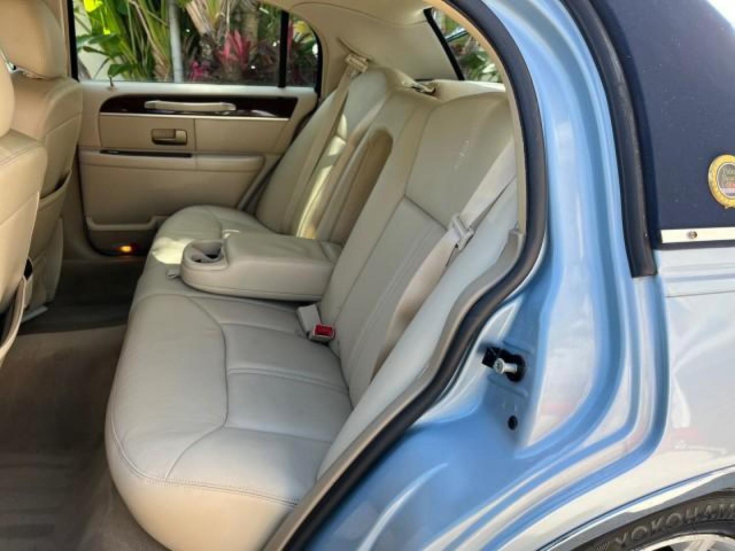 2008 Light Ice Blue Metallic /Light Camel Lincoln Town Car Limited LOW MILES 27,024 (2LNHM82V68X) with an 4.6L SOHC FFV V8 Engine engine, Automatic transmission, located at 4701 North Dixie Hwy, Pompano Beach, FL, 33064, (954) 422-2889, 26.240938, -80.123474 - 2008 LINCOLN TOWN CAR SIGNATURE LIMITED NEW $ 45,985 ROAD READY VIN: 2LNHM82V68X642584 NO ACCIDENTS NO RECALLS SEDAN 4 DR $5000 PKG PALM BEACH EDITION 8 SERVICE RECORDS 4.6L V8 F SOHC PARKING SENSORS POWER LEATHER SEATS FLEX FUEL DUAL ZONE AC POWER MIRRORS 4.6L V8 REAR WHEEL DRIVE SIGNATURE LIMITED - Photo#38