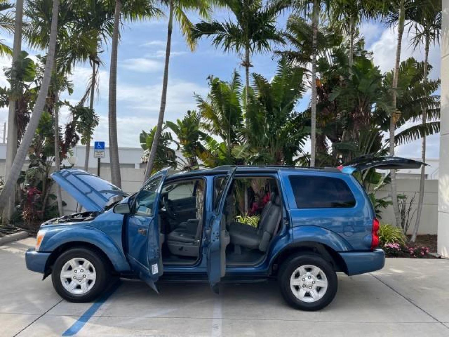 2004 Atlantic Blue Pearl /Med Slate Gray Dodge Durango SLT LOW MILES 44,062 HEMI (1D4HD48D84F) with an 5.7L V8 SMPI Hemi Magnum Engine engine, Automatic transmission, located at 4701 North Dixie Hwy, Pompano Beach, FL, 33064, (954) 422-2889, 26.240938, -80.123474 - 2004 DODGE DURANGO SLT ROAD READY 5.7L V8 VIN: 1D4HD48D84F150174 NO ACCIDENTS NO RECALLS 4 DOOR WAGON/SPORT UTILITY 1 OWNER LOW MILES 44,062 5.7L V8 F HEMI 3 ROW LEATHER SEATS GASOLINE 23 SERVICE RECORDS REAR WHEEL DRIVE BLUETOOTH Approach Lights Black Roof Rack Cruise Control Fog Lights Front Bucke - Photo#8