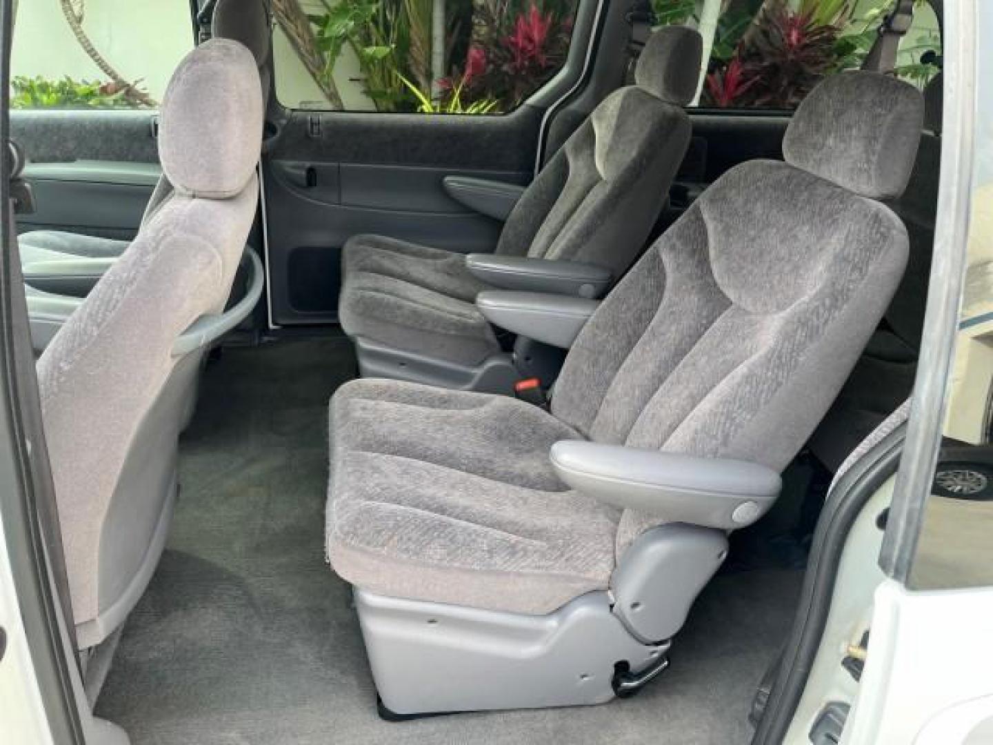 2000 Bright White /Mist Gray Dodge Caravan HI TOP CONVERSION LOW MILES 88,757 (1B4GP44R9YB) with an 3.3L SMPI V6 Engine engine, Automatic transmission, located at 4701 North Dixie Hwy, Pompano Beach, FL, 33064, (954) 422-2889, 26.240938, -80.123474 - OUR WEBPAGE FLORIDACARS1.COM HAS OVER 100 PHOTOS AND FREE CARFAX LINK 2000 DODGE GRAND CARAVAN SE ROAD READY 3.3L V6 VIN: 1B4GP44R9YB711977 NO RECALLS TV VAN LOW MILES 88,757 3.3L V6 F OHV 12V 44 SERVICE RECORDS GASOLINE 3 ROW SEATS BLUETOOTH FRONT WHEEL DRIVE POWER SEATS/MIRRORS Cruise Control FWD - Photo#45