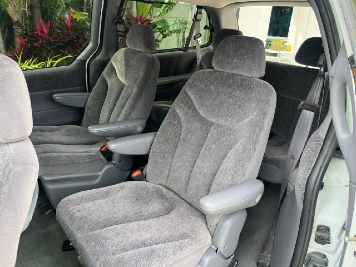 2000 Bright White /Mist Gray Dodge Caravan HI TOP CONVERSION LOW MILES 88,757 (1B4GP44R9YB) with an 3.3L SMPI V6 Engine engine, Automatic transmission, located at 4701 North Dixie Hwy, Pompano Beach, FL, 33064, (954) 422-2889, 26.240938, -80.123474 - OUR WEBPAGE FLORIDACARS1.COM HAS OVER 100 PHOTOS AND FREE CARFAX LINK 2000 DODGE GRAND CARAVAN SE ROAD READY 3.3L V6 VIN: 1B4GP44R9YB711977 NO RECALLS TV VAN LOW MILES 88,757 3.3L V6 F OHV 12V 44 SERVICE RECORDS GASOLINE 3 ROW SEATS BLUETOOTH FRONT WHEEL DRIVE POWER SEATS/MIRRORS Cruise Control FWD - Photo#46