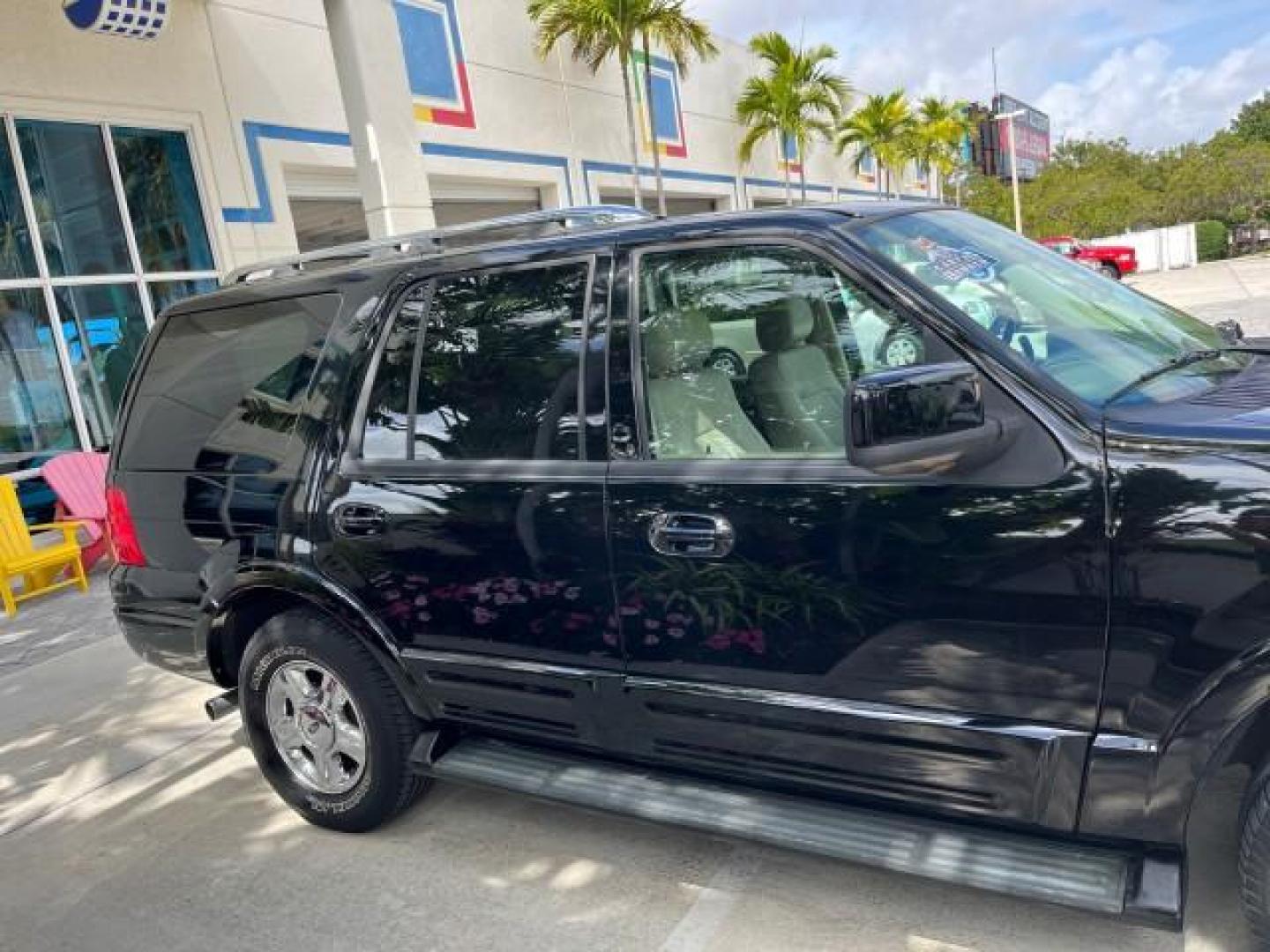 2005 Black /Medium Parchment Ford Expedition 1 FL Limited LOW MILES 43,972 (1FMPU19525L) with an 5.4L SOHC SEFI 24-Valve V8 Engine engine, Automatic transmission, located at 4701 North Dixie Hwy, Pompano Beach, FL, 33064, (954) 422-2889, 26.240938, -80.123474 - 2005 FORD EXPEDITION LIMITED NEW $43,360 ROAD READY VIN: 1FMPU19525LA91748 NO ACCIDENTS NO RECALLS 4 DOOR WAGON/SPORT UTILITY 1 OWNER FLORIDA 5.4L V8 5.4L V8 F SOHC LIMITED LOW MILES 43,972 GASOLINE DUAL ZONE AC 3 ROW LEATHER SEATAS REAR WHEEL DRIVE POWER SEATS/MIRRORS 13 SERVICE RECORDS Alloy Wheel - Photo#81