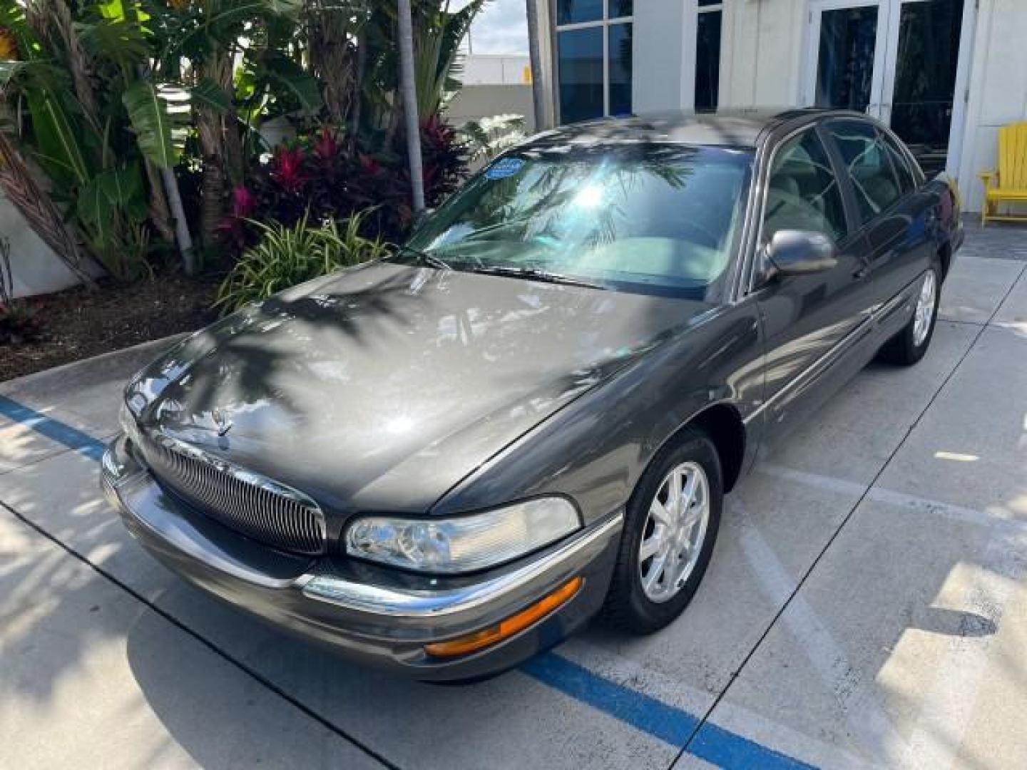 2002 Granite /Medium Gray Buick Park Avenue LOW MILES 67,143 (1G4CW54K224) with an 3.8L SFI V6 3800 Series II Engine engine, Automatic transmission, located at 4701 North Dixie Hwy, Pompano Beach, FL, 33064, (954) 422-2889, 26.240938, -80.123474 - 2002 BUICK PARK AVENUE NEW $37,242 ROAD READY VIN: 1G4CW54K224145097 NO ACCIDENTS 3.8L V6 SEDAN 4 DR NO RECALLS 29 MPG 3.8L V6 F 12V POWER LEATHER SEATS GASOLINE 29 MPG POWER MIRRORS LOW MILES 67,142 FRONT WHEEL DRIVE DUAL ZONE AC 5 SERVICE RECORDS Air Suspension Alloy Wheels Anti-Theft System Appro - Photo#71