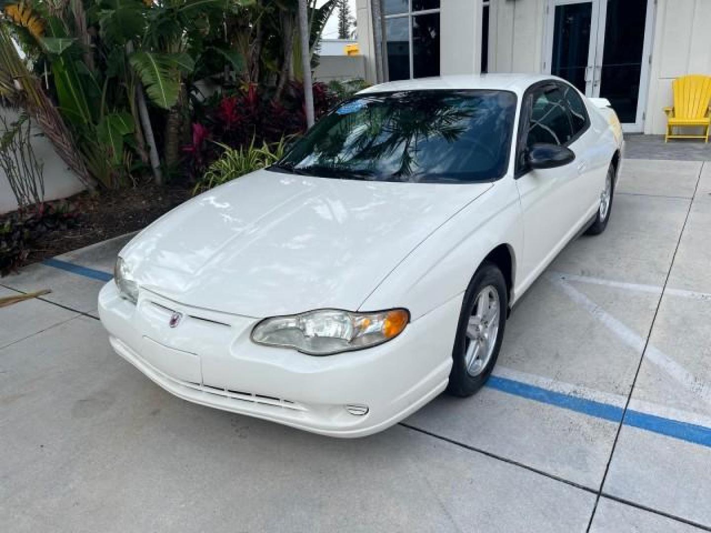 2005 White /Medium Gray Chevrolet Monte Carlo LS LOW MILES 96,037 (2G1WW12E759) with an 3.4L 3400 V6 SFI Engine engine, Automatic transmission, located at 4701 North Dixie Hwy, Pompano Beach, FL, 33064, (954) 422-2889, 26.240938, -80.123474 - 2005 CHEVROLET MONTE CARLO LS ROAD READY 3,4L V6 VIN: 2G1WW12E759204646 NO ACCIDENTS 32 MPG COUPE NO RECALLS DUAL ZONE AC 3.4L V6 F FLORIDA OWNER GASOLINE POWER MIRRORS LOW MILES 90,037 FRONT WHEEL DRIVE POWER SEATS 15 SERVICE RECORDS Alloy Wheels Automatic Climate Control Cruise Control Dual-Zone C - Photo#52