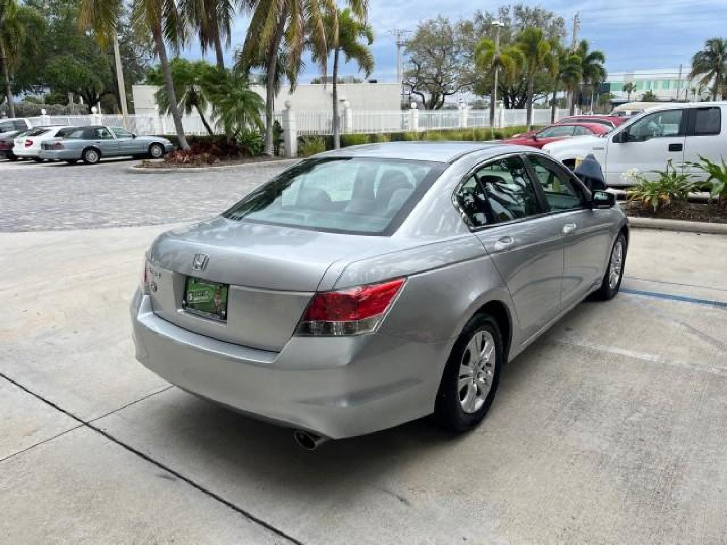 2009 Alabaster Silver Metallic /Gray Honda Accord Sdn LX-P LOW MILES 59,348 (1HGCP26469A) with an 2.4L DOHC MPFI 16-Valve i-VTEC I4 Engine engine, Automatic transmission, located at 4701 North Dixie Hwy, Pompano Beach, FL, 33064, (954) 422-2889, 26.240938, -80.123474 - 2009 HONDA ACCORD LX-P ROAD READY 2.4L I4 VIN: 1HGCP26469A073655 NO ACCIDENTS 30 MPG SEDAN 4 DR FLORIDA OWNER 2.4L I4 F DOHC 16V LOW MILES 59,348 GASOLINE 14 SERVICE RECORDS FRONT WHEEL DRIVE POWER SEATS/MIRRORS Active Head Restraints Alloy Wheels Anti-Theft System Braking Assist Chrome Exhaust Tip - Photo#7