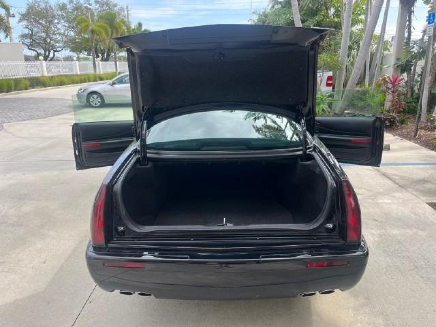 2000 Sable Black /Black Cadillac Eldorado Touring ETC LOW MILES 31,868 (1G6ET1291YU) with an 4.6L SFI DOHC V8 300hp Northstar Engine engine, Automatic transmission, located at 4701 North Dixie Hwy, Pompano Beach, FL, 33064, (954) 422-2889, 26.240938, -80.123474 - 2000 CADILLAC ELDORADO ETC NEW $43,347 ROAD READY VIN: 1G6ET1291YU131721 NO ACCIDENTS NO RECALLS COUPE 1 OWNER 4.6L V8 28 MPG 4.6L V8 F DOHC 32V POWER HEATED LEATHER SEATS GASOLINE POWER HEATED MIRRORS FRONT WHEEL DRIVE DUAL ZONE AC LOW MILES 31,868 Air Suspension Alloy Wheels Anti-Theft System Appr - Photo#15