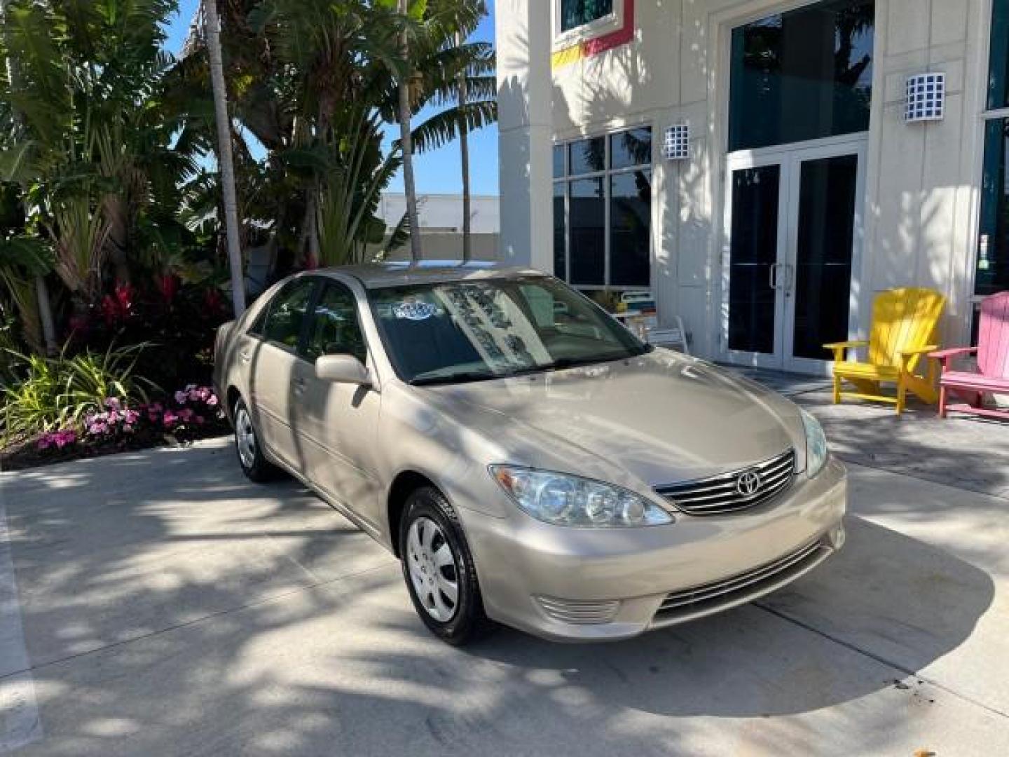 2006 Desert Sand Mica /Stone Toyota Camry LE LOW MILES 39,792 (4T1BE32KX6U) with an 2.4L DOHC SEFI 16-Valve 4-Cyl Engine engine, Automatic transmission, located at 4701 North Dixie Hwy, Pompano Beach, FL, 33064, (954) 422-2889, 26.240938, -80.123474 - 2006 TOYOTA CAMRY STANDARD ROAD READY 2.4L I4 VIN: 4T1BE32KX6U747323 NO ACCIDENTS SEDAN 4 DR NO RECALLS 2.4L I4 F DOHC 16V 1 OWNER 34 MPG GASOLINE POWER MIRRORS LOW MILES 39,792 FRONT WHEEL DRIVE POWER SEATS 6 SERVICE RECORDS Cruise Control Electronic Braking System FWD Front Bucket Seats Full Size - Photo#1