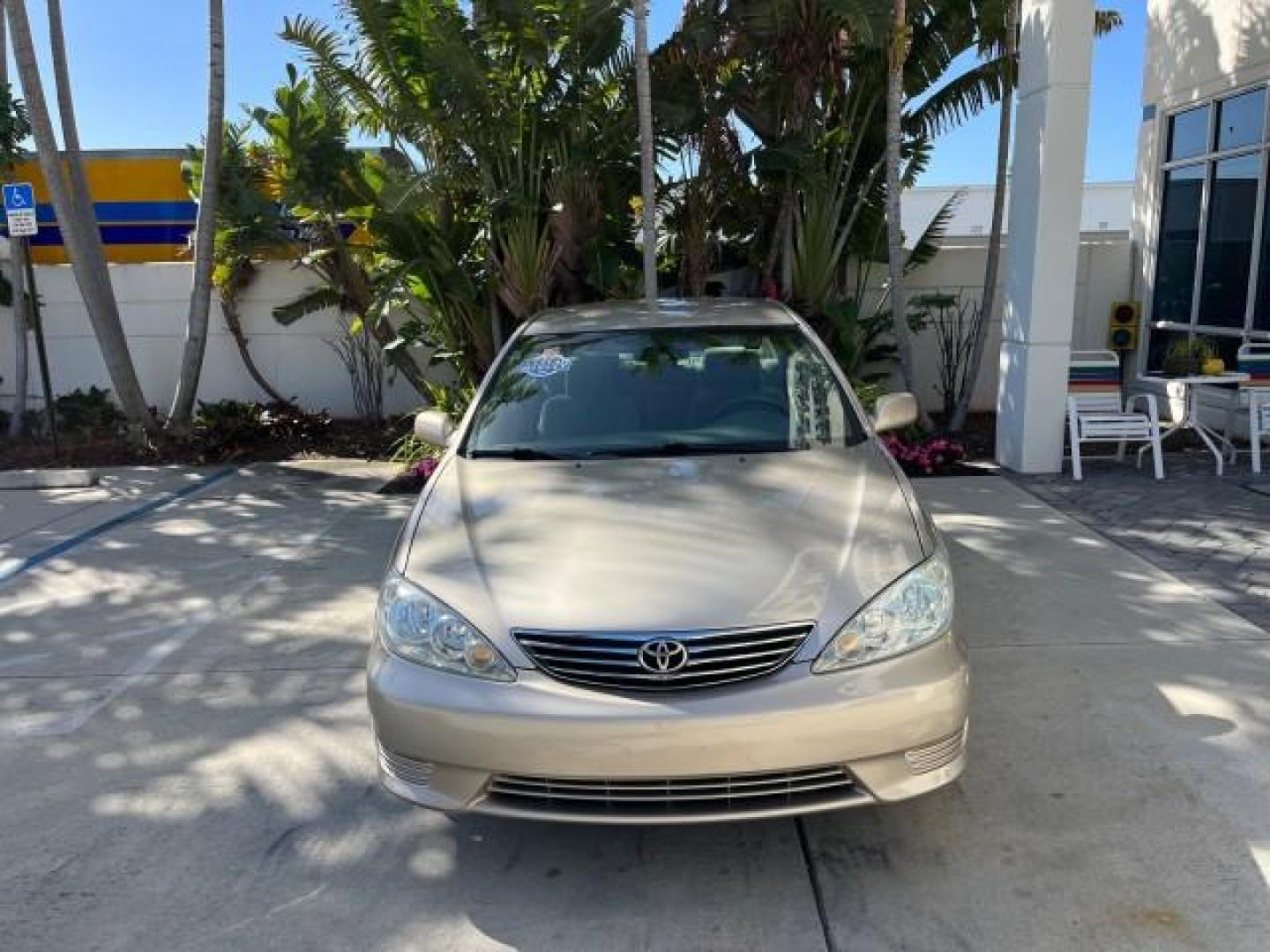 2006 Desert Sand Mica /Stone Toyota Camry LE LOW MILES 39,792 (4T1BE32KX6U) with an 2.4L DOHC SEFI 16-Valve 4-Cyl Engine engine, Automatic transmission, located at 4701 North Dixie Hwy, Pompano Beach, FL, 33064, (954) 422-2889, 26.240938, -80.123474 - 2006 TOYOTA CAMRY STANDARD ROAD READY 2.4L I4 VIN: 4T1BE32KX6U747323 NO ACCIDENTS SEDAN 4 DR NO RECALLS 2.4L I4 F DOHC 16V 1 OWNER 34 MPG GASOLINE POWER MIRRORS LOW MILES 39,792 FRONT WHEEL DRIVE POWER SEATS 6 SERVICE RECORDS Cruise Control Electronic Braking System FWD Front Bucket Seats Full Size - Photo#2