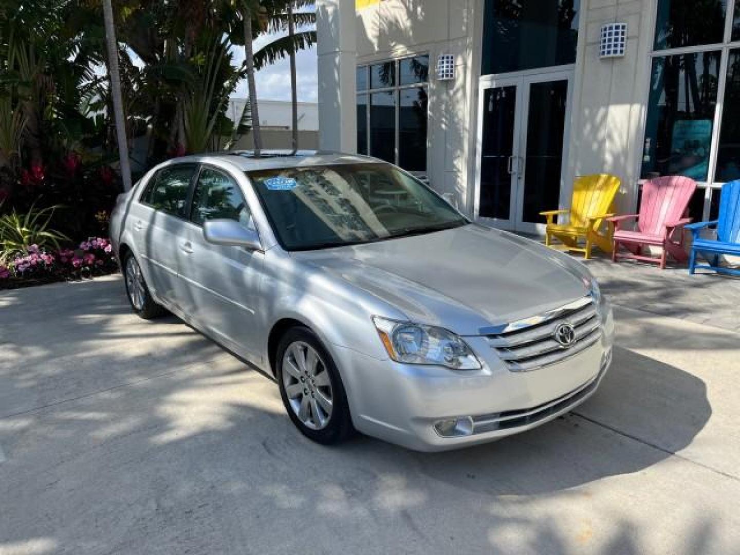 2007 Titanium Metallic /Lt Gray Toyota Avalon Touring LOW MILES 22,230 (4T1BK36B27U) with an 3.5L DOHC EFI 24-Valve V6 Engine engine, Automatic transmission, located at 4701 North Dixie Hwy, Pompano Beach, FL, 33064, (954) 422-2889, 26.240938, -80.123474 - OUR WEBPAGE FLORIDACARS1.COM HAS OVER 100 PHOTOS AND FREE CARFAX LINK 2007 TOYOTA AVALON XL NEW $30,430 ROAD READY VIN: 4T1BK36B27U226133 NO RECALLS 28 MPG SEDAN 4 DR FLORIDA OWNER 3.5L V6 3.5L V6 F DOHC 24V POWER LEATHER SEATS GASOLINE DUAL ZONE AC POWER SUNROOF FRONT WHEEL DRIVE SUPER LOW MILES 22 - Photo#1