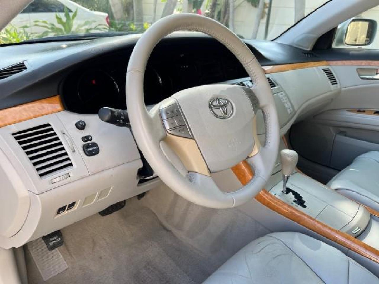 2007 Titanium Metallic /Lt Gray Toyota Avalon Touring LOW MILES 22,230 (4T1BK36B27U) with an 3.5L DOHC EFI 24-Valve V6 Engine engine, Automatic transmission, located at 4701 North Dixie Hwy, Pompano Beach, FL, 33064, (954) 422-2889, 26.240938, -80.123474 - OUR WEBPAGE FLORIDACARS1.COM HAS OVER 100 PHOTOS AND FREE CARFAX LINK 2007 TOYOTA AVALON XL NEW $30,430 ROAD READY VIN: 4T1BK36B27U226133 NO RECALLS 28 MPG SEDAN 4 DR FLORIDA OWNER 3.5L V6 3.5L V6 F DOHC 24V POWER LEATHER SEATS GASOLINE DUAL ZONE AC POWER SUNROOF FRONT WHEEL DRIVE SUPER LOW MILES 22 - Photo#37