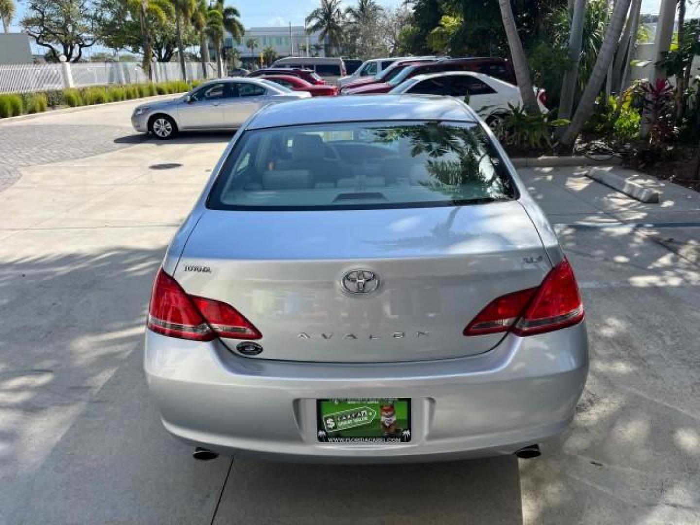 2007 Titanium Metallic /Lt Gray Toyota Avalon Touring LOW MILES 22,230 (4T1BK36B27U) with an 3.5L DOHC EFI 24-Valve V6 Engine engine, Automatic transmission, located at 4701 North Dixie Hwy, Pompano Beach, FL, 33064, (954) 422-2889, 26.240938, -80.123474 - OUR WEBPAGE FLORIDACARS1.COM HAS OVER 100 PHOTOS AND FREE CARFAX LINK 2007 TOYOTA AVALON XL NEW $30,430 ROAD READY VIN: 4T1BK36B27U226133 NO RECALLS 28 MPG SEDAN 4 DR FLORIDA OWNER 3.5L V6 3.5L V6 F DOHC 24V POWER LEATHER SEATS GASOLINE DUAL ZONE AC POWER SUNROOF FRONT WHEEL DRIVE SUPER LOW MILES 22 - Photo#89