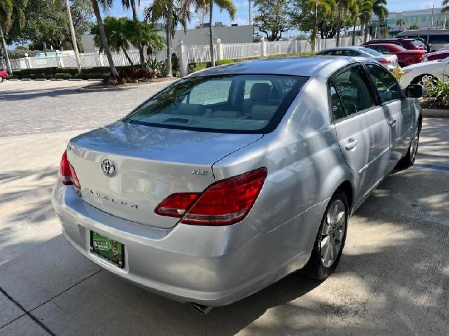 2007 Titanium Metallic /Lt Gray Toyota Avalon Touring LOW MILES 22,230 (4T1BK36B27U) with an 3.5L DOHC EFI 24-Valve V6 Engine engine, Automatic transmission, located at 4701 North Dixie Hwy, Pompano Beach, FL, 33064, (954) 422-2889, 26.240938, -80.123474 - OUR WEBPAGE FLORIDACARS1.COM HAS OVER 100 PHOTOS AND FREE CARFAX LINK 2007 TOYOTA AVALON XL NEW $30,430 ROAD READY VIN: 4T1BK36B27U226133 NO RECALLS 28 MPG SEDAN 4 DR FLORIDA OWNER 3.5L V6 3.5L V6 F DOHC 24V POWER LEATHER SEATS GASOLINE DUAL ZONE AC POWER SUNROOF FRONT WHEEL DRIVE SUPER LOW MILES 22 - Photo#90