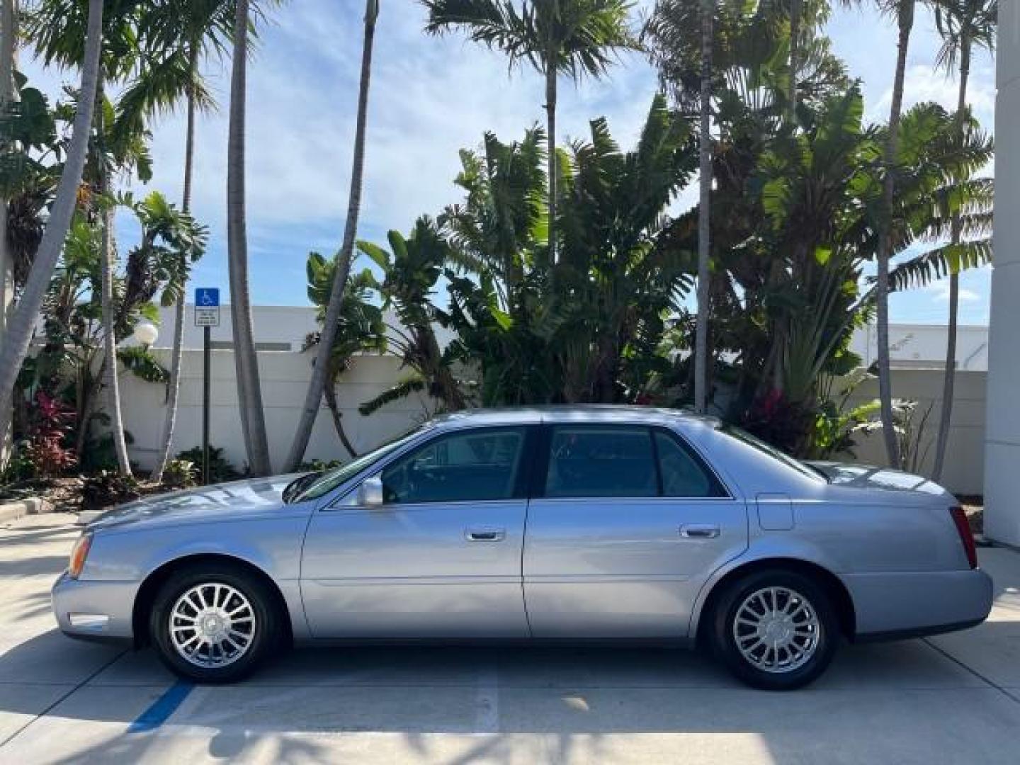 2004 Blue Ice /Shale Cadillac DeVille 1 FL DHS LOW MILES 51,789 (1G6KE57YX4U) with an 4.6L DOHC V8 Northstar Engine engine, Automatic transmission, located at 4701 North Dixie Hwy, Pompano Beach, FL, 33064, (954) 422-2889, 26.240938, -80.123474 - OUR WEBPAGE FLORIDACARS1.COM HAS OVER 100 PHOTOS AND FREE CARFAX LINK 2004 CADILLAC DEVILLE DHS NEW $51,035 ROAD READY VIN: 1G6KE57YX4U207337 NO ACCIDENTS NO RECALLS SEDAN 4 DR 1 OWNER FLORIDA 4.6L V8 4.6L V8 F DOHC LOW MILES 51,789 26 MPG GASOLINE DUAL ZONE AC BACK UP SENSORS 26 SERVICE RECORDS FRO - Photo#4