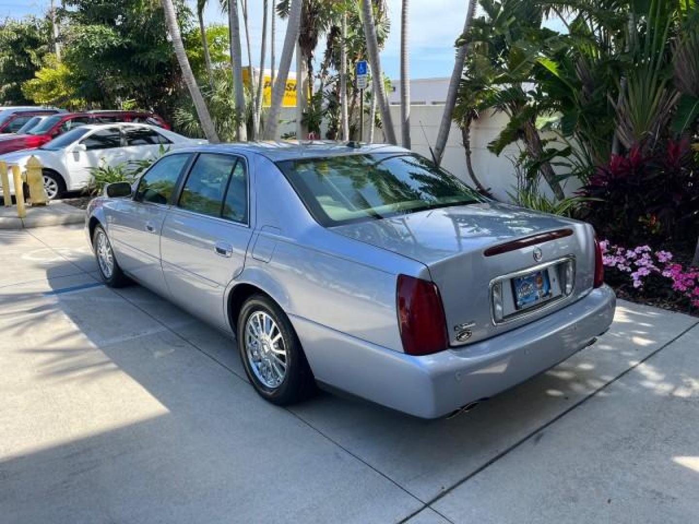 2004 Blue Ice /Shale Cadillac DeVille 1 FL DHS LOW MILES 51,789 (1G6KE57YX4U) with an 4.6L DOHC V8 Northstar Engine engine, Automatic transmission, located at 4701 North Dixie Hwy, Pompano Beach, FL, 33064, (954) 422-2889, 26.240938, -80.123474 - OUR WEBPAGE FLORIDACARS1.COM HAS OVER 100 PHOTOS AND FREE CARFAX LINK 2004 CADILLAC DEVILLE DHS NEW $51,035 ROAD READY VIN: 1G6KE57YX4U207337 NO ACCIDENTS NO RECALLS SEDAN 4 DR 1 OWNER FLORIDA 4.6L V8 4.6L V8 F DOHC LOW MILES 51,789 26 MPG GASOLINE DUAL ZONE AC BACK UP SENSORS 26 SERVICE RECORDS FRO - Photo#5