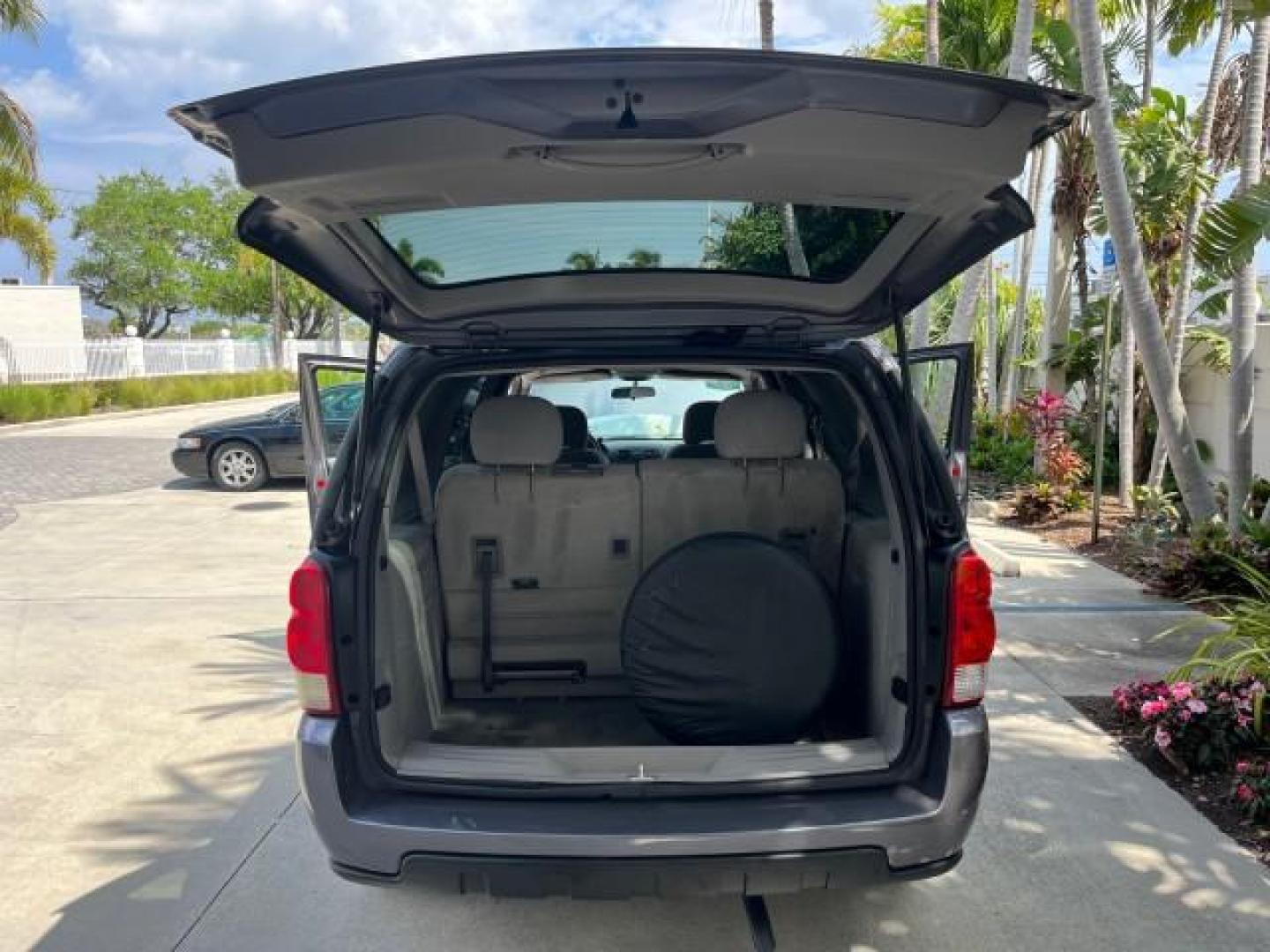 2007 Silverstone Metallic /Medium Gray Chevrolet Uplander BRAUN ENTERVAN LOWERED FLOOR 54.133 (1GBDV13177D) with an 3.9L V6 SFI Engine engine, Automatic transmission, located at 4701 North Dixie Hwy, Pompano Beach, FL, 33064, (954) 422-2889, 26.240938, -80.123474 - 2007 CHEVROLET UPLANDER BRAUN ENTERVAN ROAD READY 3,9L V6 VIN: 1GBDV13177D107535 NO ACCIDENTS CARGO VAN NO RECALLS 3.9L V6 F 41 SERVICE RECORDS GASOLINE POWER SLIDING DOORS LOW MILES 54,133 FRONT WHEEL DRIVE POWER WHEELCHAIR RAMP $ 35,000 DOLLAR CONVERSION Anti-Theft System Cruise Control Electronic - Photo#42