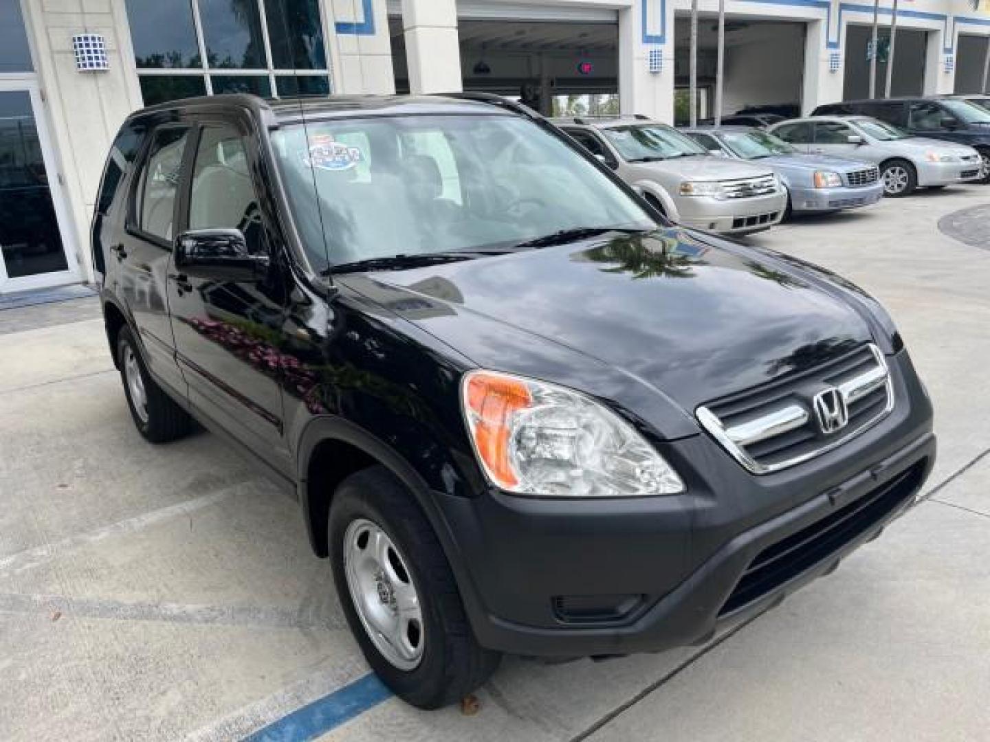 2002 Nighthawk Black Pearl /Black Honda CR-V 1 FL LX LOW MILES 66,596 (JHLRD68532C) with an 2.4L DOHC i-VTEC 16-Valve I4 Engine engine, Automatic transmission, located at 4701 North Dixie Hwy, Pompano Beach, FL, 33064, (954) 422-2889, 26.240938, -80.123474 - 2002 HONDA CR-V LX ROAD READY 2,4L I4 VIN: JHLRD68532C015076 NO ACCIDENTS 28 MPG 4 DOOR WAGON/SPORT UTILITY NO RECALLS 2.4L I4 F DOHC 1 OWNER FLORIDA GASOLINE LOW MILES 66,596 FRONT WHEEL DRIVE 9 SERVICE RECORDS Approach Lights Cruise Control FWD Front Bucket Seats THIS IS ONE OF THE NICEST HONDA CR - Photo#81