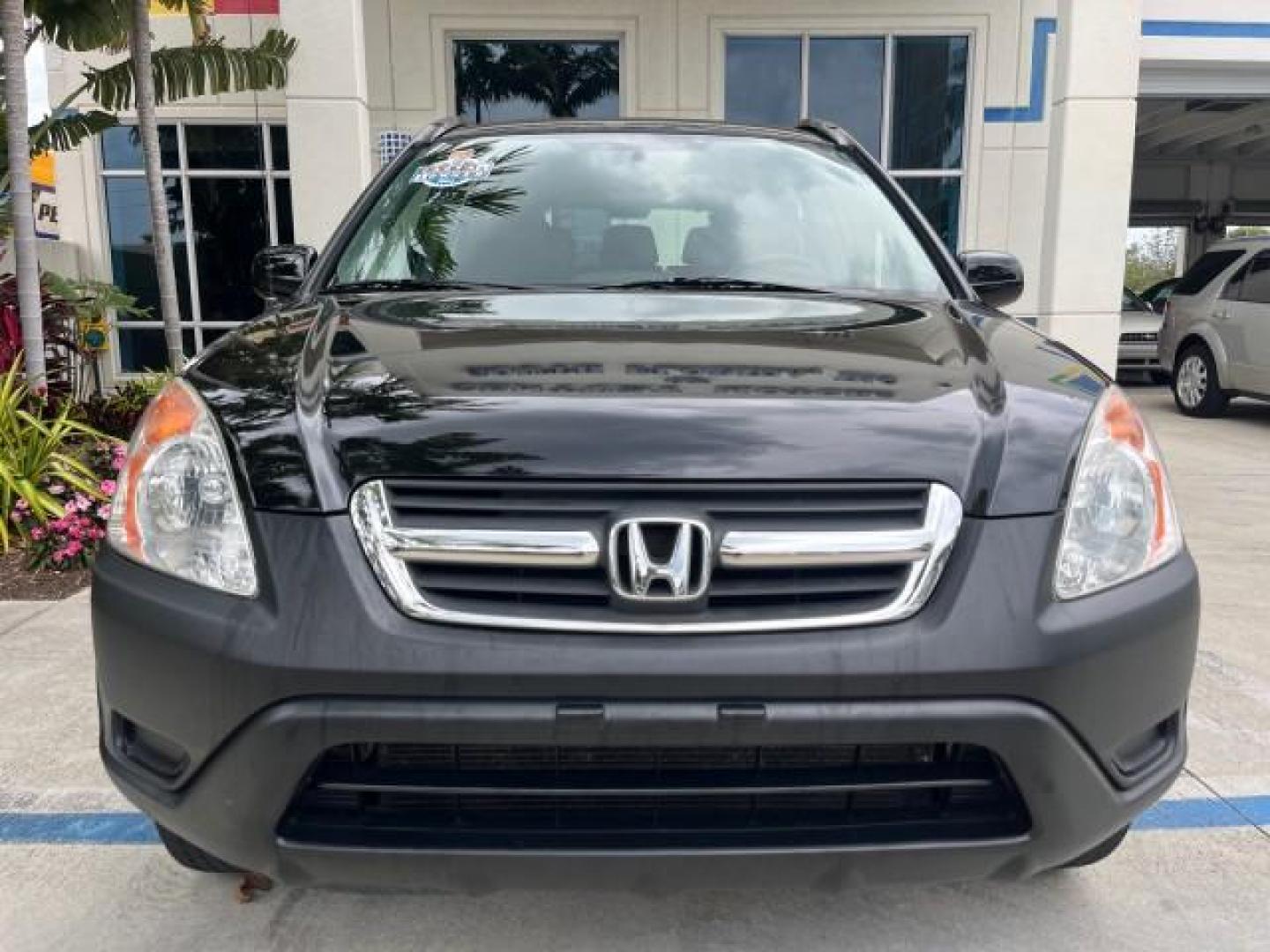 2002 Nighthawk Black Pearl /Black Honda CR-V 1 FL LX LOW MILES 66,596 (JHLRD68532C) with an 2.4L DOHC i-VTEC 16-Valve I4 Engine engine, Automatic transmission, located at 4701 North Dixie Hwy, Pompano Beach, FL, 33064, (954) 422-2889, 26.240938, -80.123474 - 2002 HONDA CR-V LX ROAD READY 2,4L I4 VIN: JHLRD68532C015076 NO ACCIDENTS 28 MPG 4 DOOR WAGON/SPORT UTILITY NO RECALLS 2.4L I4 F DOHC 1 OWNER FLORIDA GASOLINE LOW MILES 66,596 FRONT WHEEL DRIVE 9 SERVICE RECORDS Approach Lights Cruise Control FWD Front Bucket Seats THIS IS ONE OF THE NICEST HONDA CR - Photo#86