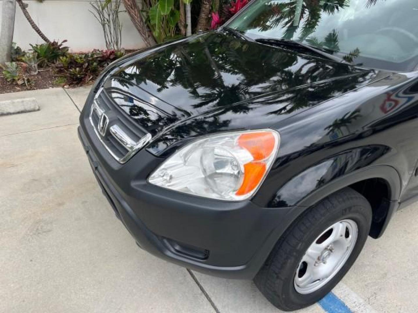 2002 Nighthawk Black Pearl /Black Honda CR-V 1 FL LX LOW MILES 66,596 (JHLRD68532C) with an 2.4L DOHC i-VTEC 16-Valve I4 Engine engine, Automatic transmission, located at 4701 North Dixie Hwy, Pompano Beach, FL, 33064, (954) 422-2889, 26.240938, -80.123474 - 2002 HONDA CR-V LX ROAD READY 2,4L I4 VIN: JHLRD68532C015076 NO ACCIDENTS 28 MPG 4 DOOR WAGON/SPORT UTILITY NO RECALLS 2.4L I4 F DOHC 1 OWNER FLORIDA GASOLINE LOW MILES 66,596 FRONT WHEEL DRIVE 9 SERVICE RECORDS Approach Lights Cruise Control FWD Front Bucket Seats THIS IS ONE OF THE NICEST HONDA CR - Photo#88