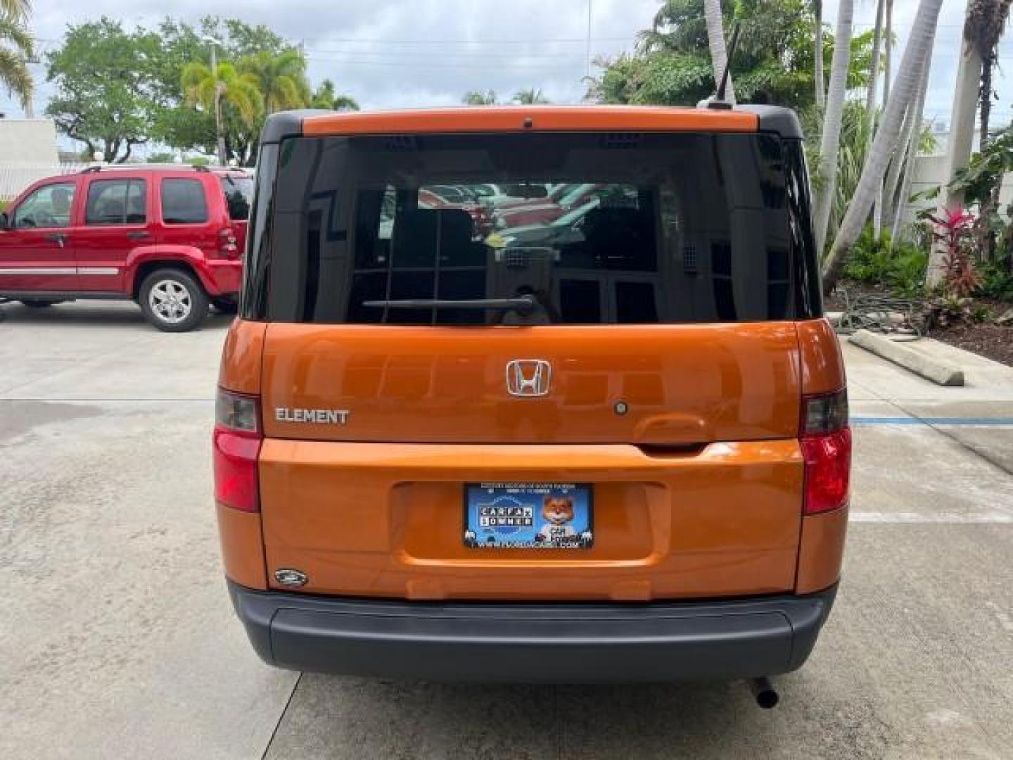 2008 Tangerine Metallic /Gray/Black Honda Element 1 FL EX LOW MILES 83,187 (5J6YH18708L) with an 2.4L DOHC MPFI 16-Valve i-VTEC I4 Engine engine, Automatic transmission, located at 4701 North Dixie Hwy, Pompano Beach, FL, 33064, (954) 422-2889, 26.240938, -80.123474 - 2008 HONDA ELEMENT EX WARRANTY IS INCLUDED ROAD READY 2.4L I4 VIN: 5J6YH18708L008557 1 OWNER FLORIDA 4 DOOR WAGON/SPORT UTILITY 6 SERVICE RECORDS 2.4L I4 F DOHC 16V LOW MILES 83,187 GASOLINE POWER MIRRORS FRONT WHEEL DRIVE Anti-Theft System Braking Assist Chrome Exhaust Tip Cruise Control Curtain Ai - Photo#89