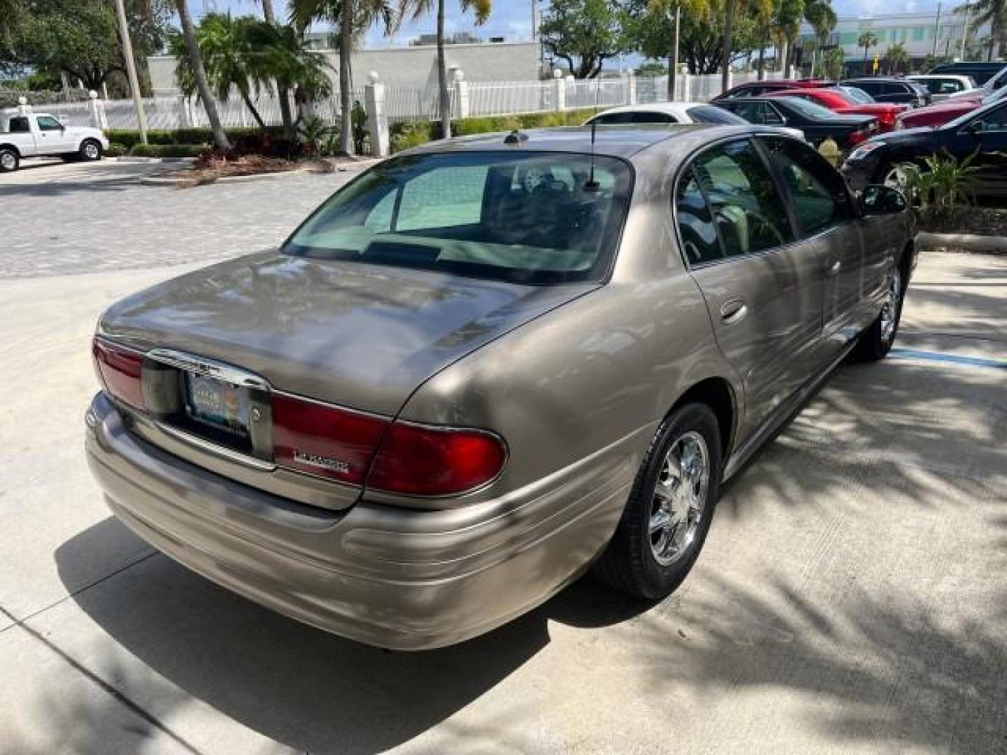 2003 Light Bronzemist Metallic /Taupe Buick 1 FL LeSabre LOW MILES 36,604 Limited (1G4HR54K23U) with an 3.8L 3800 V6 SFI Engine engine, Automatic transmission, located at 4701 North Dixie Hwy, Pompano Beach, FL, 33064, (954) 422-2889, 26.240938, -80.123474 - 2003 BUICK LESABRE LIMITED NEW $31,420 ROAD READY VIN: 1G4HR54K23U191835 NO ACCIDENTS 3.8L V6 SEDAN 4 DR 10 SERVICE RECORDS NO RECALLS 29 MPG 3.8L V6 F 12V HEATED SEATS/MIRRORS 1 OWNER FLORIDA GASOLINE DUAL ZONE AC LOW MILES 36,604 FRONT WHEEL DRIVE LIMITED POWER LEATHER SEATS Air Suspension Alloy W - Photo#7