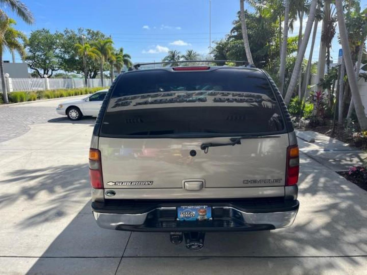 2003 Dark Gray Metallic /Tan/Neutral Chevrolet Suburban 1 OWNER LT LOW MI 4X4 94,103 (1GNFK16Z03J) with an 5.3L Vortec 5300 V8 SFI Bi-Fuel Engine engine, Automatic transmission, located at 4701 North Dixie Hwy, Pompano Beach, FL, 33064, (954) 422-2889, 26.240938, -80.123474 - 2003 CHEVROLET SUBURBAN 1500 ROAD READY 5.3L V8 VIN: 1GNFK16Z03J272179 NO RECALLS 4X4 4 DOOR WAGON/SPORT UTILITY LOW MILES 94,103 5.3L V8 F 1 OWNER DVD FLEX FUEL NEW$42,890 LEATHER SEATS REAR WHEEL DRIVE W/ 4X4 3 ROW SEATS POWER MIRRORS/SEATS ABS Brakes Automatic Transmission Power Locks Power Windo - Photo#6