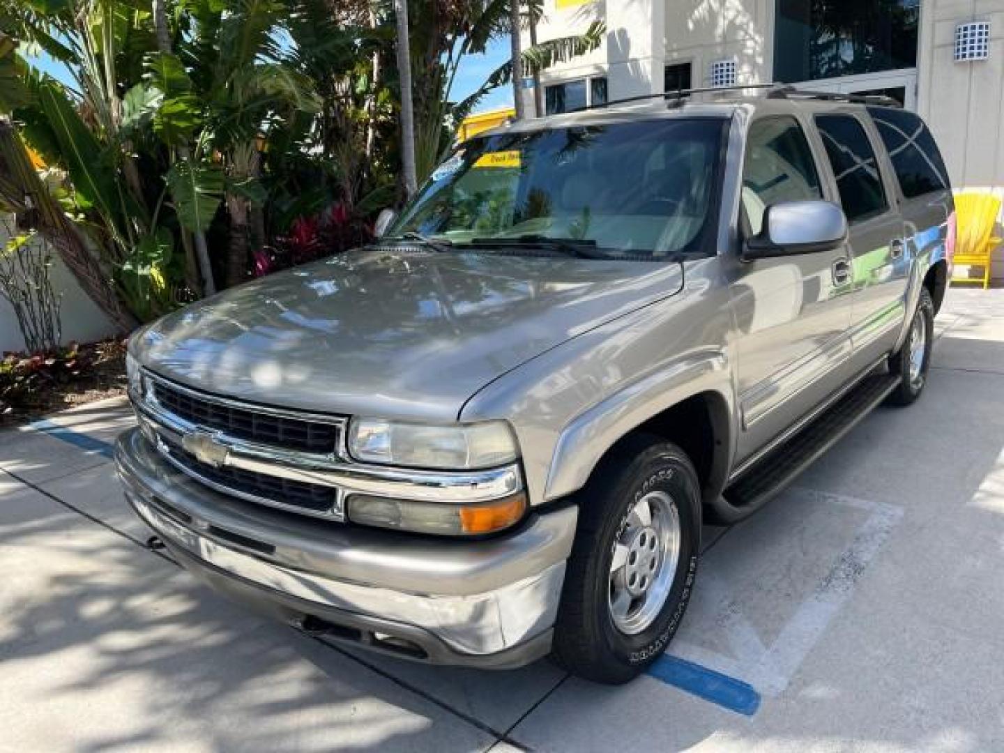 2003 Dark Gray Metallic /Tan/Neutral Chevrolet Suburban 1 OWNER LT LOW MI 4X4 94,103 (1GNFK16Z03J) with an 5.3L Vortec 5300 V8 SFI Bi-Fuel Engine engine, Automatic transmission, located at 4701 North Dixie Hwy, Pompano Beach, FL, 33064, (954) 422-2889, 26.240938, -80.123474 - 2003 CHEVROLET SUBURBAN 1500 ROAD READY 5.3L V8 VIN: 1GNFK16Z03J272179 NO RECALLS 4X4 4 DOOR WAGON/SPORT UTILITY LOW MILES 94,103 5.3L V8 F 1 OWNER DVD FLEX FUEL NEW$42,890 LEATHER SEATS REAR WHEEL DRIVE W/ 4X4 3 ROW SEATS POWER MIRRORS/SEATS ABS Brakes Automatic Transmission Power Locks Power Windo - Photo#78