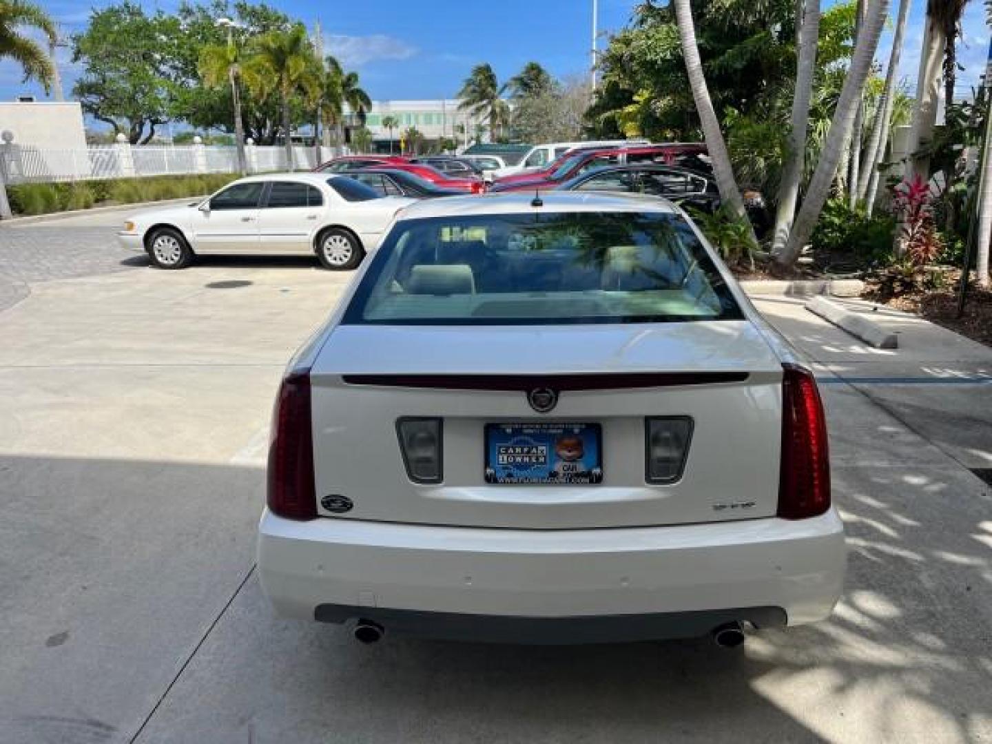 2007 White Diamond Tricoat /Ebony Cadillac STS 1 FL LOW MILES 46,613 (1G6DW677770) with an 3.6L VVT V6 SFI Engine engine, Automatic transmission, located at 4701 North Dixie Hwy, Pompano Beach, FL, 33064, (954) 422-2889, 26.240938, -80.123474 - 2007 CADILLAC STS V6 POWER SUNROOF ROAD READY 3.6L V6 VIN: 1G6DW677770156166 36 SERVICE RECORDS NO RECALLS 27 MPG SEDAN 4 DR POWER LEATHER SEATS 1 OWNER FLORIDA 3.6L V6 F DUAL ZONE AC LOW MILES 46,613 GASOLINE BLUETOOTH PUSH START PARKING SENSORS Alloy Wheels Anti-Theft System Approach Lights Auto-d - Photo#6