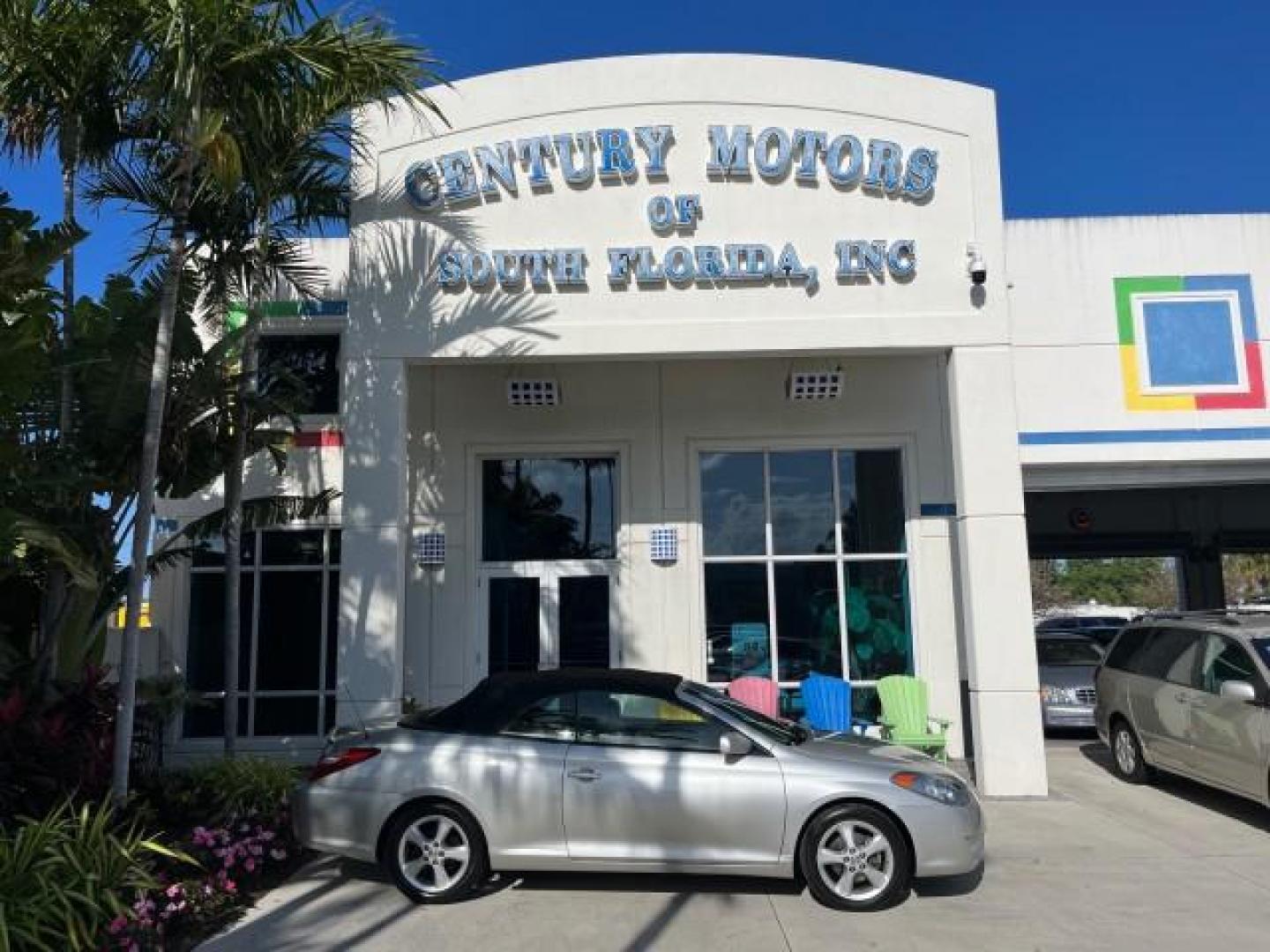 2005 Lunar Mist Metallic /Dark Charcoal Toyota Camry Solara SLE LOW MILES 34,834 (4T1FA38P15U) with an 3.3L DOHC SEFI VVT-i 24-Valve V6 Engine engine, Automatic transmission, located at 4701 North Dixie Hwy, Pompano Beach, FL, 33064, (954) 422-2889, 26.240938, -80.123474 - 2005 TOYOTA CAMRY SOLARA SLE V6 ROAD READY 3.3L V6 VIN: 4T1FA38P15U049746 LOW MILES 34,834 CONVERTIBLE FLORIDA OWNER 29 MPG 3.3L V6 F DOHC 24V SLE POWER CONVERTIBLE TOP GASOLINE NO RECALLS POWER LEATHER SEATS FRONT WHEEL DRIVE NO ACCIDENTS 14 SERVICE RECORDS Alloy Wheels Anti-Theft System Auto-dimmi - Photo#0