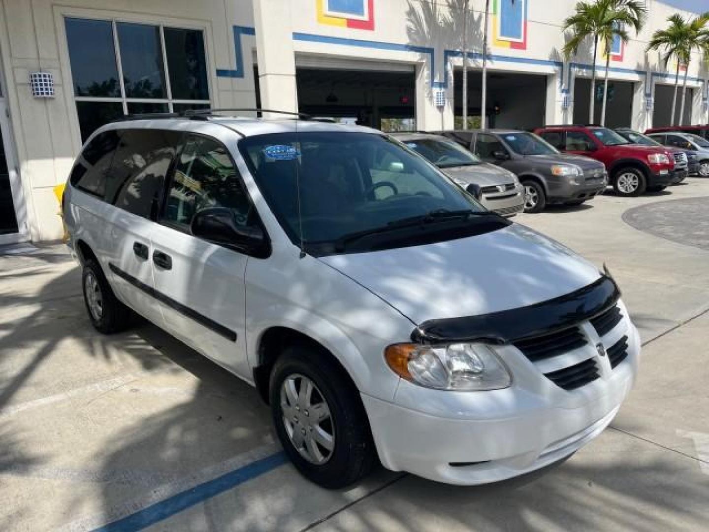 2006 Stone White /Dark Khaki/Lt Gray Stone Dodge Grand Caravan SE LOW MI 64,868 HANDICAP RAMP (1D4GP24R46B) with an 3.3L OHV V6 Engine engine, Automatic transmission, located at 4701 North Dixie Hwy, Pompano Beach, FL, 33064, (954) 422-2889, 26.240938, -80.123474 - 2006 DODGE GRAND CARAVAN SE ROAD READY 3.3L V6 VIN: 1D4GP24R46B616900 NO ACCIDENTS NO RECALLS VAN FLORIDA OWNER 26 MPG 3.3L V6 F OHV POWER WHEELCHAIR RAMP GASOLINE LOW MILES 64,868 FRONT WHEEL DRIVE 19 SERVICE RECORDS POWER MIRRORS/SEATS Additional Airbags Anti-Theft System Cruise Control Electronic - Photo#79