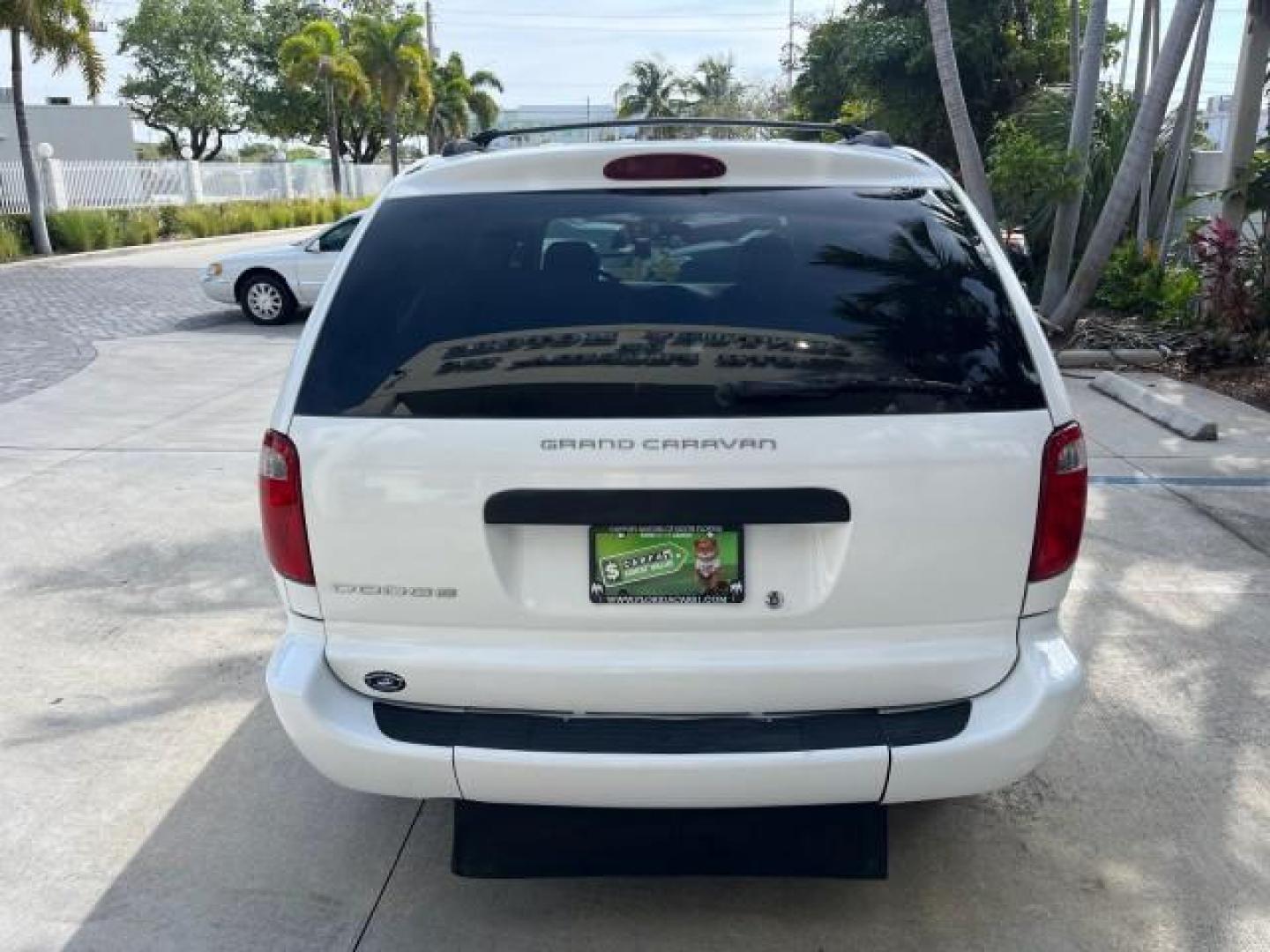 2006 Stone White /Dark Khaki/Lt Gray Stone Dodge Grand Caravan SE LOW MI 64,868 HANDICAP RAMP (1D4GP24R46B) with an 3.3L OHV V6 Engine engine, Automatic transmission, located at 4701 North Dixie Hwy, Pompano Beach, FL, 33064, (954) 422-2889, 26.240938, -80.123474 - 2006 DODGE GRAND CARAVAN SE ROAD READY 3.3L V6 VIN: 1D4GP24R46B616900 NO ACCIDENTS NO RECALLS VAN FLORIDA OWNER 26 MPG 3.3L V6 F OHV POWER WHEELCHAIR RAMP GASOLINE LOW MILES 64,868 FRONT WHEEL DRIVE 19 SERVICE RECORDS POWER MIRRORS/SEATS Additional Airbags Anti-Theft System Cruise Control Electronic - Photo#96