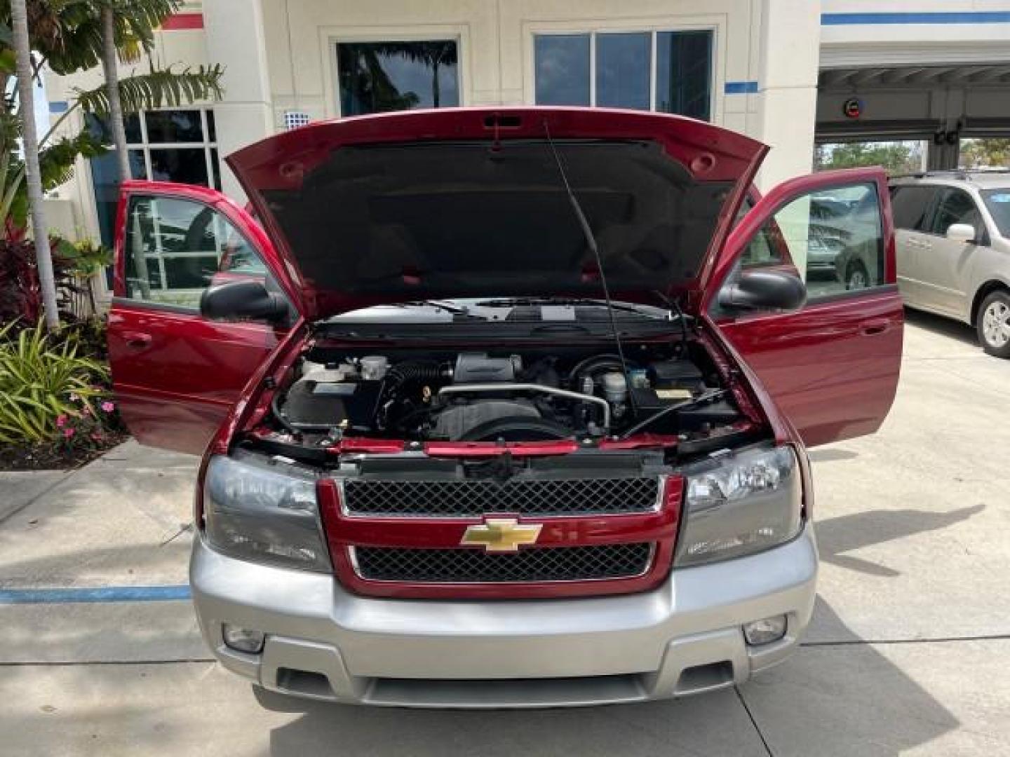 2008 Red Jewel Tintcoat /Light gray/dark gray Chevrolet TrailBlazer LT w/2LT LOW MILES 29,387 (1GNDS13S982) with an 4.2L Vortec 1000 I6 SFI Engine engine, Automatic transmission, located at 4701 North Dixie Hwy, Pompano Beach, FL, 33064, (954) 422-2889, 26.240938, -80.123474 - 2008 CHEVROLET TRAILBLAZER LS FLEET2 ROAD READY 4.2L I6 VIN: 1GNDS13S982251928 NO ACCIDENTS 4 DOOR WAGON/SPORT UTILITY SUNROOF NO RECALLS 4.2L I6 F VERY CLEAN FLORIDA OWNER GASOLINE DUAL ZONE AC LOW MILES 29,387 REAR WHEEL DRIVE 12 SERVICE RECORDS POWER LEATHER SEATS 4X2 Anti-Theft System Black Roof - Photo#16