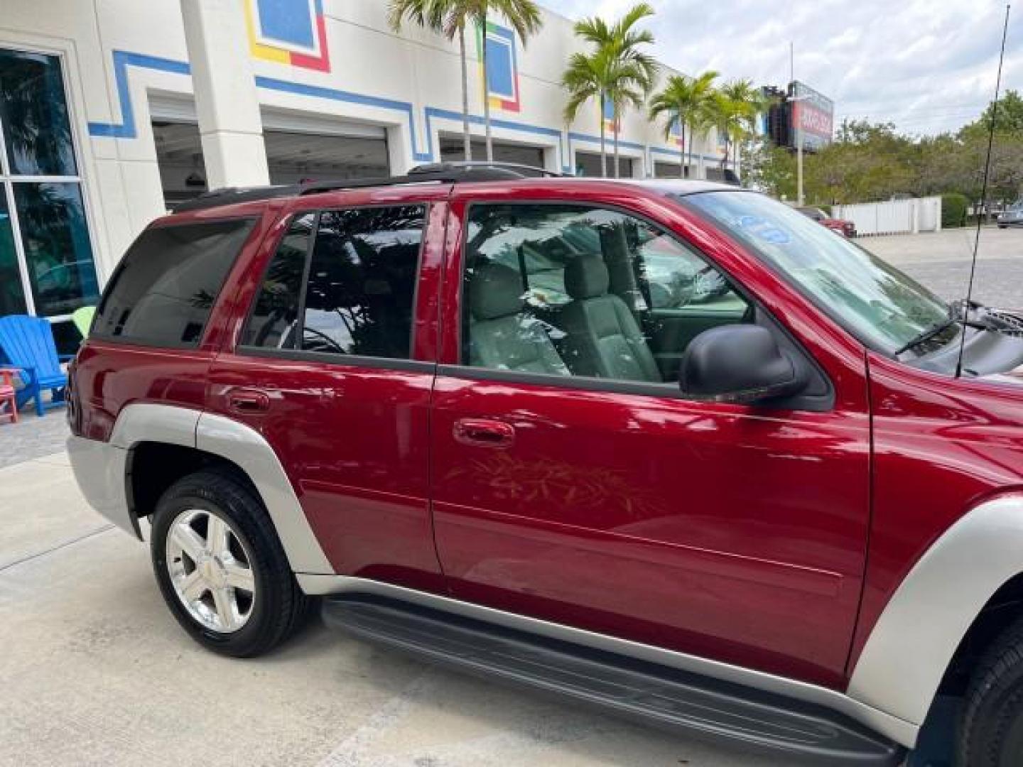 2008 Red Jewel Tintcoat /Light gray/dark gray Chevrolet TrailBlazer LT w/2LT LOW MILES 29,387 (1GNDS13S982) with an 4.2L Vortec 1000 I6 SFI Engine engine, Automatic transmission, located at 4701 North Dixie Hwy, Pompano Beach, FL, 33064, (954) 422-2889, 26.240938, -80.123474 - 2008 CHEVROLET TRAILBLAZER LS FLEET2 ROAD READY 4.2L I6 VIN: 1GNDS13S982251928 NO ACCIDENTS 4 DOOR WAGON/SPORT UTILITY SUNROOF NO RECALLS 4.2L I6 F VERY CLEAN FLORIDA OWNER GASOLINE DUAL ZONE AC LOW MILES 29,387 REAR WHEEL DRIVE 12 SERVICE RECORDS POWER LEATHER SEATS 4X2 Anti-Theft System Black Roof - Photo#89