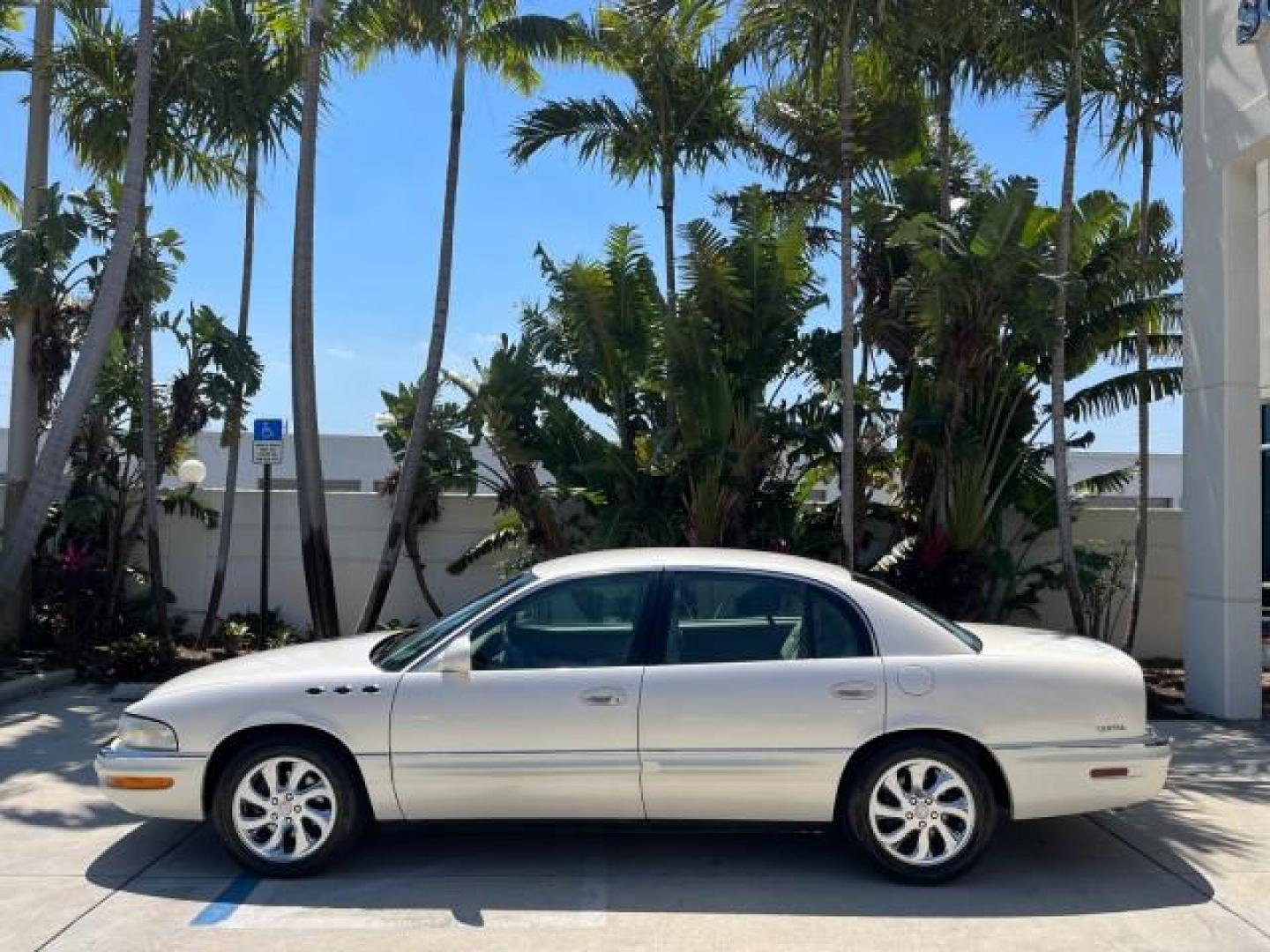 2004 White Diamond /Light Cashmere Buick Park Avenue Ultra LOW MILES 65,064 (1G4CU541544) with an 3.8L 3800 V6 SFI Supercharged Engine engine, Automatic transmission, located at 4701 North Dixie Hwy, Pompano Beach, FL, 33064, (954) 422-2889, 26.240938, -80.123474 - 2004 BUICK PARK AVENUE ULTRA NEW $42,890 ROAD READY VIN: 1G4CU541544134000 BACK UP SENSORS NO ACCIDENTS NO RECALLS SEDAN 4 DR SUPERCHAEGED LOW MILES 65,064 3.8L V6 3.8L V6 F HEADS UP DISPLAY FLORIDA OWNER 28 MPG GASOLINE HEATED SEATS/MIRRORS 35 SERVICE RECORDS FRONT WHEEL DRIVE POWER LEATHER SEATS D - Photo#4