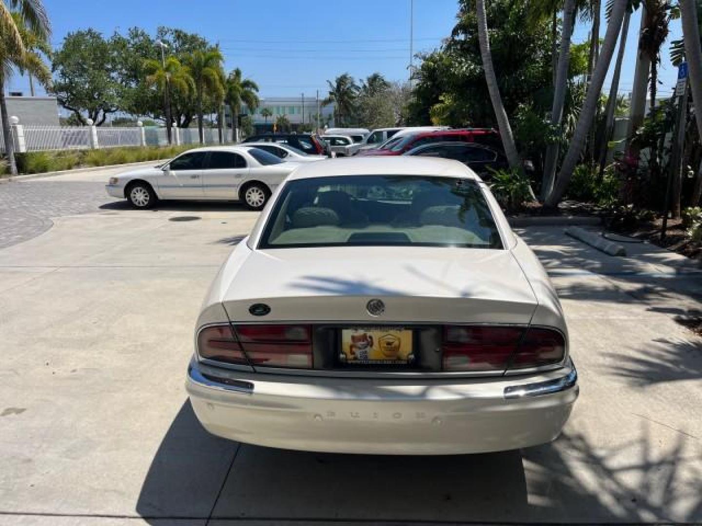 2004 White Diamond /Light Cashmere Buick Park Avenue Ultra LOW MILES 65,064 (1G4CU541544) with an 3.8L 3800 V6 SFI Supercharged Engine engine, Automatic transmission, located at 4701 North Dixie Hwy, Pompano Beach, FL, 33064, (954) 422-2889, 26.240938, -80.123474 - 2004 BUICK PARK AVENUE ULTRA NEW $42,890 ROAD READY VIN: 1G4CU541544134000 BACK UP SENSORS NO ACCIDENTS NO RECALLS SEDAN 4 DR SUPERCHAEGED LOW MILES 65,064 3.8L V6 3.8L V6 F HEADS UP DISPLAY FLORIDA OWNER 28 MPG GASOLINE HEATED SEATS/MIRRORS 35 SERVICE RECORDS FRONT WHEEL DRIVE POWER LEATHER SEATS D - Photo#6