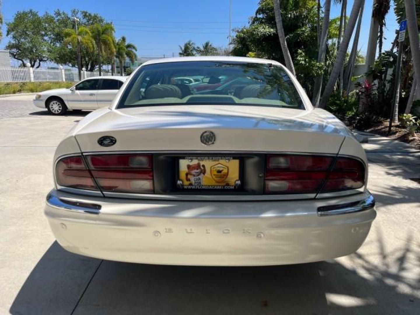 2004 White Diamond /Light Cashmere Buick Park Avenue Ultra LOW MILES 65,064 (1G4CU541544) with an 3.8L 3800 V6 SFI Supercharged Engine engine, Automatic transmission, located at 4701 North Dixie Hwy, Pompano Beach, FL, 33064, (954) 422-2889, 26.240938, -80.123474 - 2004 BUICK PARK AVENUE ULTRA NEW $42,890 ROAD READY VIN: 1G4CU541544134000 BACK UP SENSORS NO ACCIDENTS NO RECALLS SEDAN 4 DR SUPERCHAEGED LOW MILES 65,064 3.8L V6 3.8L V6 F HEADS UP DISPLAY FLORIDA OWNER 28 MPG GASOLINE HEATED SEATS/MIRRORS 35 SERVICE RECORDS FRONT WHEEL DRIVE POWER LEATHER SEATS D - Photo#97