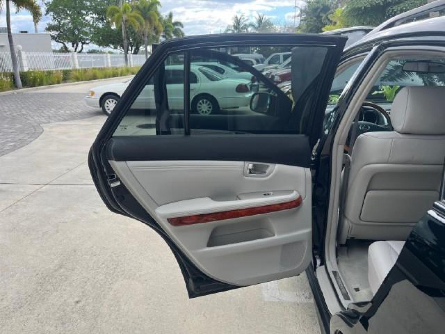 2008 Black Onyx /Light Gray Lexus RX 350 1 OWNER LOW MILES 45,202 (2T2GK31U08C) with an 3.5L DOHC SFI 24-Valve V6 Engine engine, Automatic transmission, located at 4701 North Dixie Hwy, Pompano Beach, FL, 33064, (954) 422-2889, 26.240938, -80.123474 - 2008 LEXUS RX 350 NEW $52,375 ROAD READY VIN: 2T2GK31U08C036344 BACK UP CAMERA 1 OWNER 3.5L V6 25 MPG 4 DOOR WAGON/SPORT UTILITY NAVIGATION LOW MILES 45,202 3.5L V6 F DOHC 24V 9 SERVICE RECORDS NO ACCIDENTS NO RECALLS GASOLINE DUAL ZONE AC POWER LIFTGATE/MIRRORS FRONT WHEEL DRIVE POWER SUNROOF POWER - Photo#13