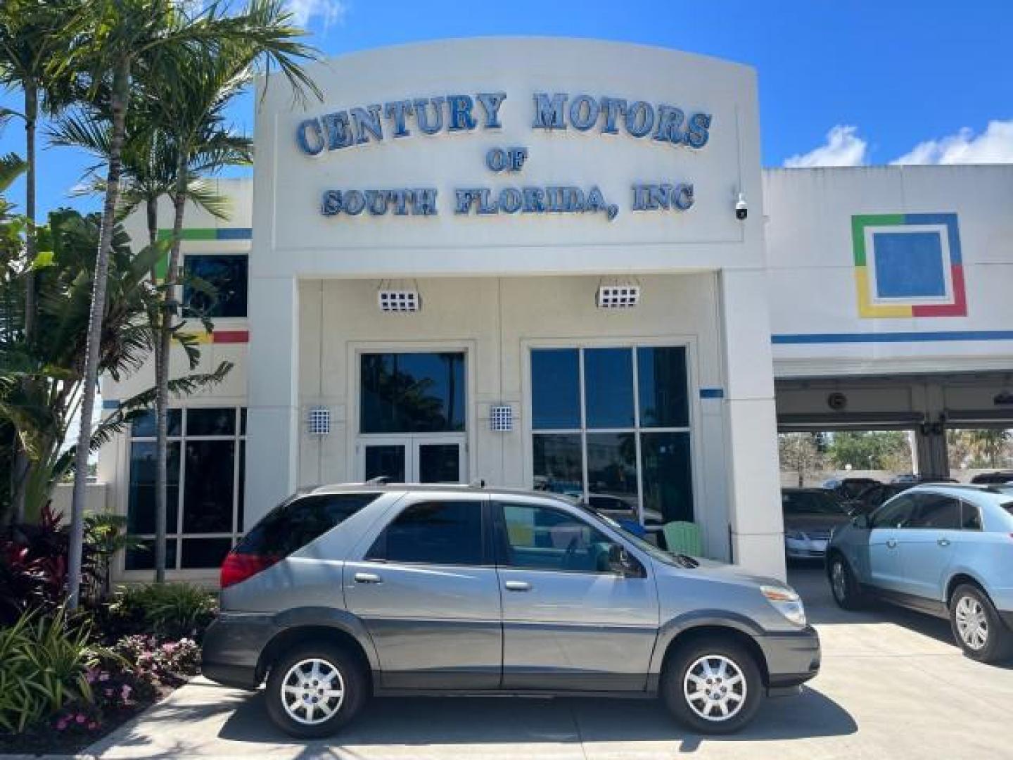 2004 Light Spiral Gray Metallic /Light Gray Buick Rendezvous 1 FL LOW MILES 63,783 (3G5DA03E54S) with an 3.4L 3400 V6 SFI Engine engine, Automatic transmission, located at 4701 North Dixie Hwy, Pompano Beach, FL, 33064, (954) 422-2889, 26.240938, -80.123474 - OUR WEBPAGE FLORIDACARS1.COM HAS OVER 100 PHOTOS AND FREE CARFAX LINK 2004 BUICK RENDEZVOUS CX ROAD READY 3.4L V6 VIN: 3G5DA03E54S557918 NO ACCIDENTS 26 MPG 4 DOOR WAGON NO RECALLS 3.4L V6 F 1 OWNER FLORIDA GASOLINE LOW MILES 63,783 FRONT WHEEL DRIVE 11 SERVICE RECORDS Anti-Theft System Approach Lig - Photo#0