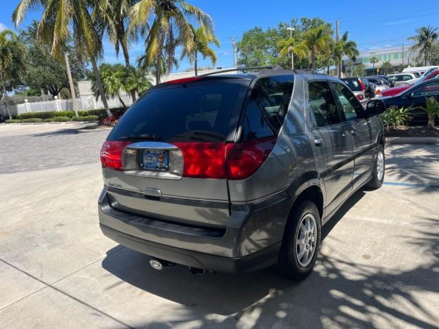 2004 Light Spiral Gray Metallic /Light Gray Buick Rendezvous 1 FL LOW MILES 63,783 (3G5DA03E54S) with an 3.4L 3400 V6 SFI Engine engine, Automatic transmission, located at 4701 North Dixie Hwy, Pompano Beach, FL, 33064, (954) 422-2889, 26.240938, -80.123474 - OUR WEBPAGE FLORIDACARS1.COM HAS OVER 100 PHOTOS AND FREE CARFAX LINK 2004 BUICK RENDEZVOUS CX ROAD READY 3.4L V6 VIN: 3G5DA03E54S557918 NO ACCIDENTS 26 MPG 4 DOOR WAGON NO RECALLS 3.4L V6 F 1 OWNER FLORIDA GASOLINE LOW MILES 63,783 FRONT WHEEL DRIVE 11 SERVICE RECORDS Anti-Theft System Approach Lig - Photo#7