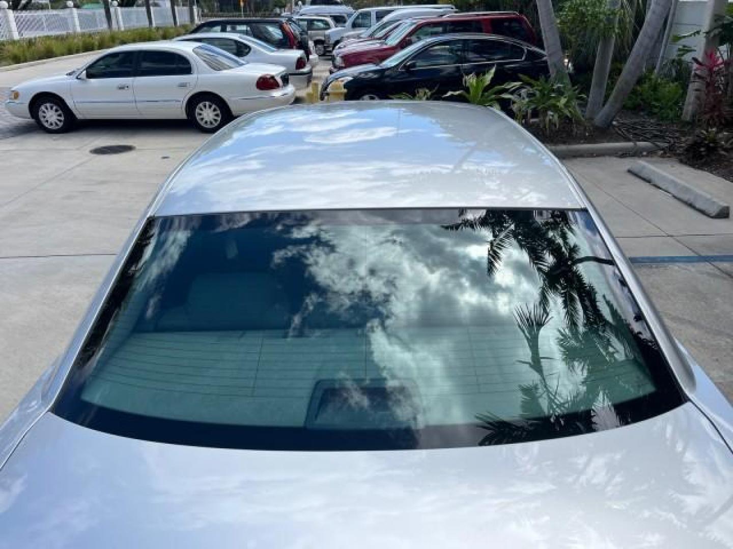 2006 Bright Silver Metallic /Slate/Graystone Chrysler 300 SEDAN LOW MILES 38,821 (2C3KA43R56H) with an 2.7L DOHC MPI 24-Valve V6 Engine engine, Automatic transmission, located at 4701 North Dixie Hwy, Pompano Beach, FL, 33064, (954) 422-2889, 26.240938, -80.123474 - OUR WEBPAGE FLORIDACARS1.COM HAS OVER 100 PHOTOS AND FREE CARFAX LINK 2006 CHRYSLER 300 ROAD READY 2.7L V6 VIN: 2C3KA43R56H157684 LOW MILES 38,821 SEDAN 4 DR NO RECALLS 28 MPG 2.7L V6 F DOHC 24V POWER SEATS/MIRRORS GASOLINE 17 SERVICE RECORDS REAR WHEEL DRIVE VERY CLEAN Anti-Theft System Approach Li - Photo#86