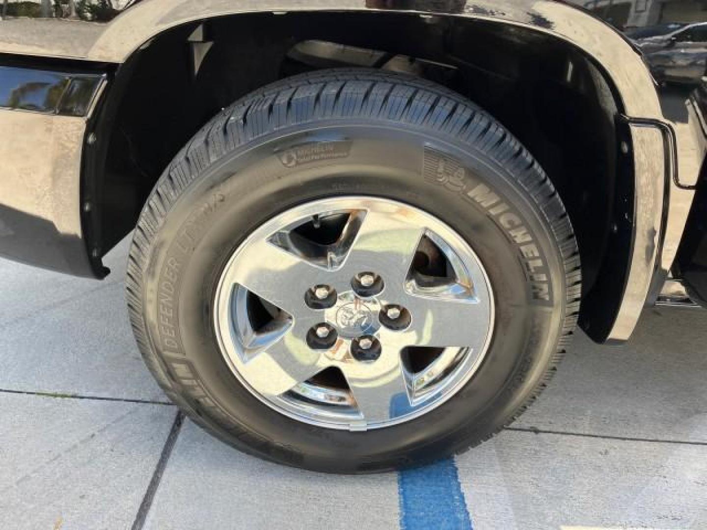 2005 Black /Khaki Dodge Dakota SLT LOW MILES 59,997 4 DR (1D7HE42N35S) with an 4.7L V8 Magnum Engine engine, Automatic transmission, located at 4701 North Dixie Hwy, Pompano Beach, FL, 33064, (954) 422-2889, 26.240938, -80.123474 - 2005 DODGE DAKOTA SLT ROAD READY 4.7L V8 VIN: 1D7HE42N35S122373 FLORIDA OWNER CLUB CAB PICKUP LOW MILES 59,997 4.7L V8 F NO ACCIDENTS GASOLINE 12 SERVICE RECORDS REAR WHEEL DRIVE 6.6FT BED POWER SEATS 6.6' Bed Length Alloy Wheels Automatic Climate Control Cruise Control Fog Lights RWD THIS IS ONE OF - Photo#19