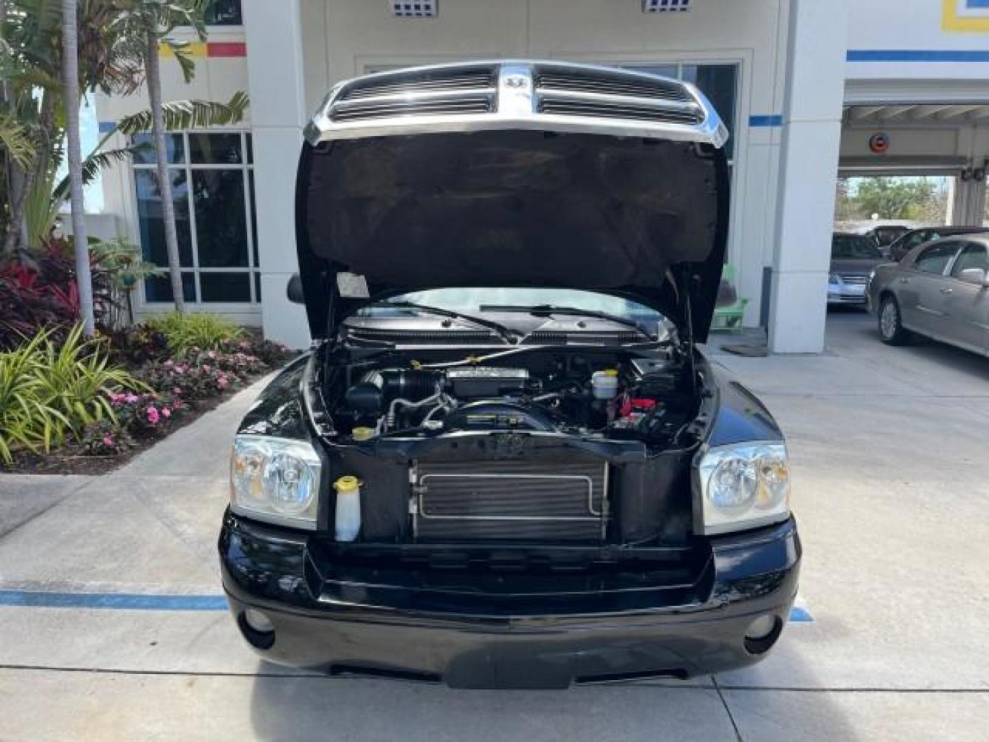 2005 Black /Khaki Dodge Dakota SLT LOW MILES 59,997 4 DR (1D7HE42N35S) with an 4.7L V8 Magnum Engine engine, Automatic transmission, located at 4701 North Dixie Hwy, Pompano Beach, FL, 33064, (954) 422-2889, 26.240938, -80.123474 - 2005 DODGE DAKOTA SLT ROAD READY 4.7L V8 VIN: 1D7HE42N35S122373 FLORIDA OWNER CLUB CAB PICKUP LOW MILES 59,997 4.7L V8 F NO ACCIDENTS GASOLINE 12 SERVICE RECORDS REAR WHEEL DRIVE 6.6FT BED POWER SEATS 6.6' Bed Length Alloy Wheels Automatic Climate Control Cruise Control Fog Lights RWD THIS IS ONE OF - Photo#52