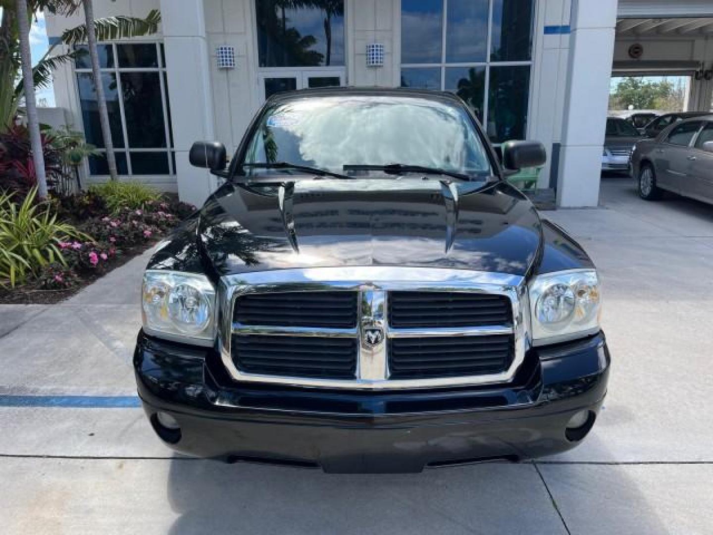 2005 Black /Khaki Dodge Dakota SLT LOW MILES 59,997 4 DR (1D7HE42N35S) with an 4.7L V8 Magnum Engine engine, Automatic transmission, located at 4701 North Dixie Hwy, Pompano Beach, FL, 33064, (954) 422-2889, 26.240938, -80.123474 - 2005 DODGE DAKOTA SLT ROAD READY 4.7L V8 VIN: 1D7HE42N35S122373 FLORIDA OWNER CLUB CAB PICKUP LOW MILES 59,997 4.7L V8 F NO ACCIDENTS GASOLINE 12 SERVICE RECORDS REAR WHEEL DRIVE 6.6FT BED POWER SEATS 6.6' Bed Length Alloy Wheels Automatic Climate Control Cruise Control Fog Lights RWD THIS IS ONE OF - Photo#57