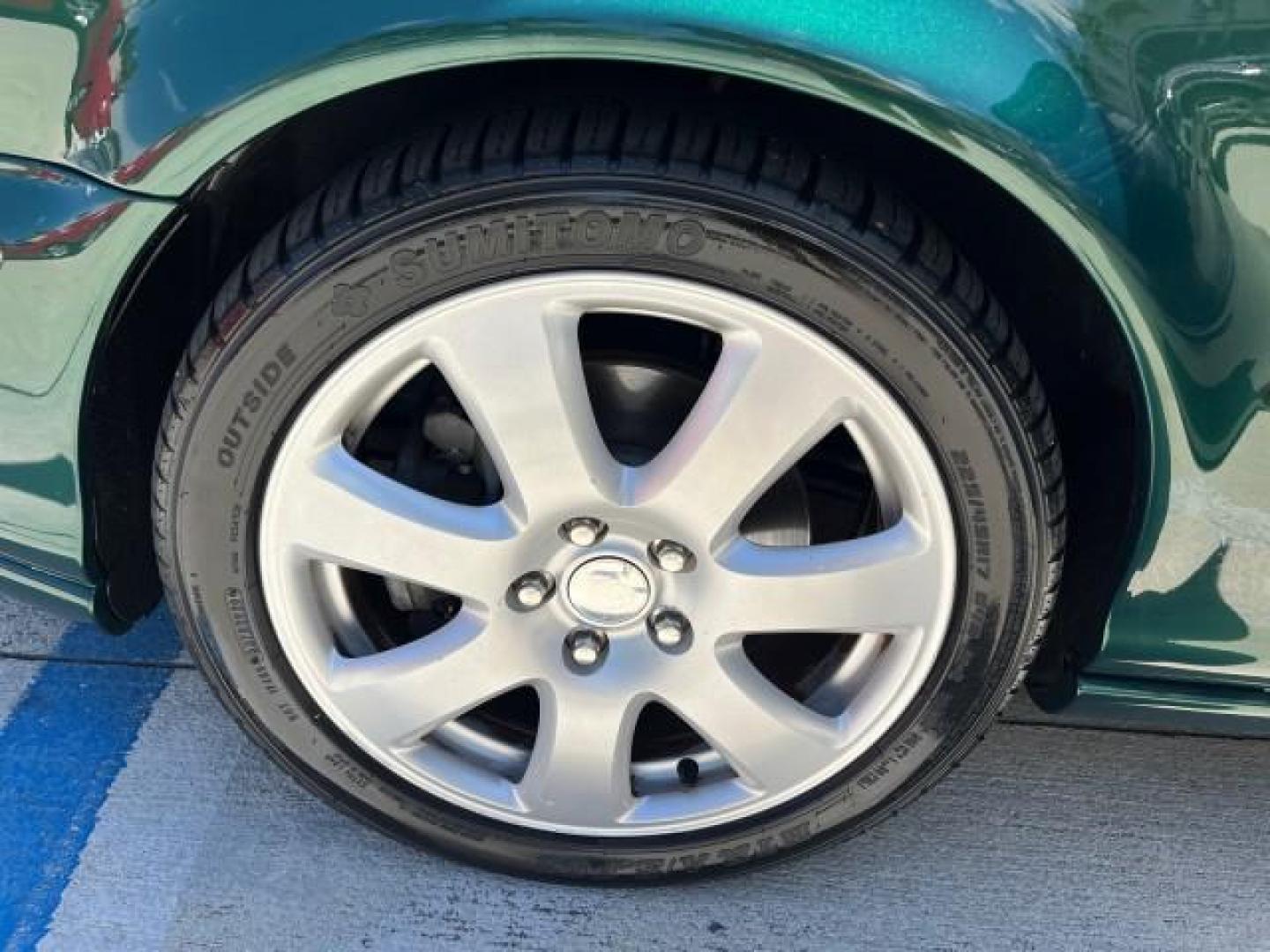 2006 Jaguar Racing Green /Ivory Jaguar X-TYPE AWD LOW MILES 61,609 (SAJWA51A56W) with an 3.0L DOHC SMPI 24-Valve V6 Engine engine, Automatic transmission, located at 4701 North Dixie Hwy, Pompano Beach, FL, 33064, (954) 422-2889, 26.240938, -80.123474 - OUR WEBPAGE FLORIDACARS1.COM HAS OVER 100 PHOTOS AND FREE CARFAX LINK 2006 JAGUAR X-TYPE 3.0L NEW $40,855 ROAD READY VIN: SAJWA51A56WE96399 NO ACCIDENTS NO RECALLS SEDAN 4 DR FLORIDA OWNER 3.0L V6 3.0L V6 F DOHC PARK SENSORS POWER LEATHER SEATS GASOLINE 7 SERVICE RECORDS POWER SUNROOF/MIRRORS ALL WH - Photo#19