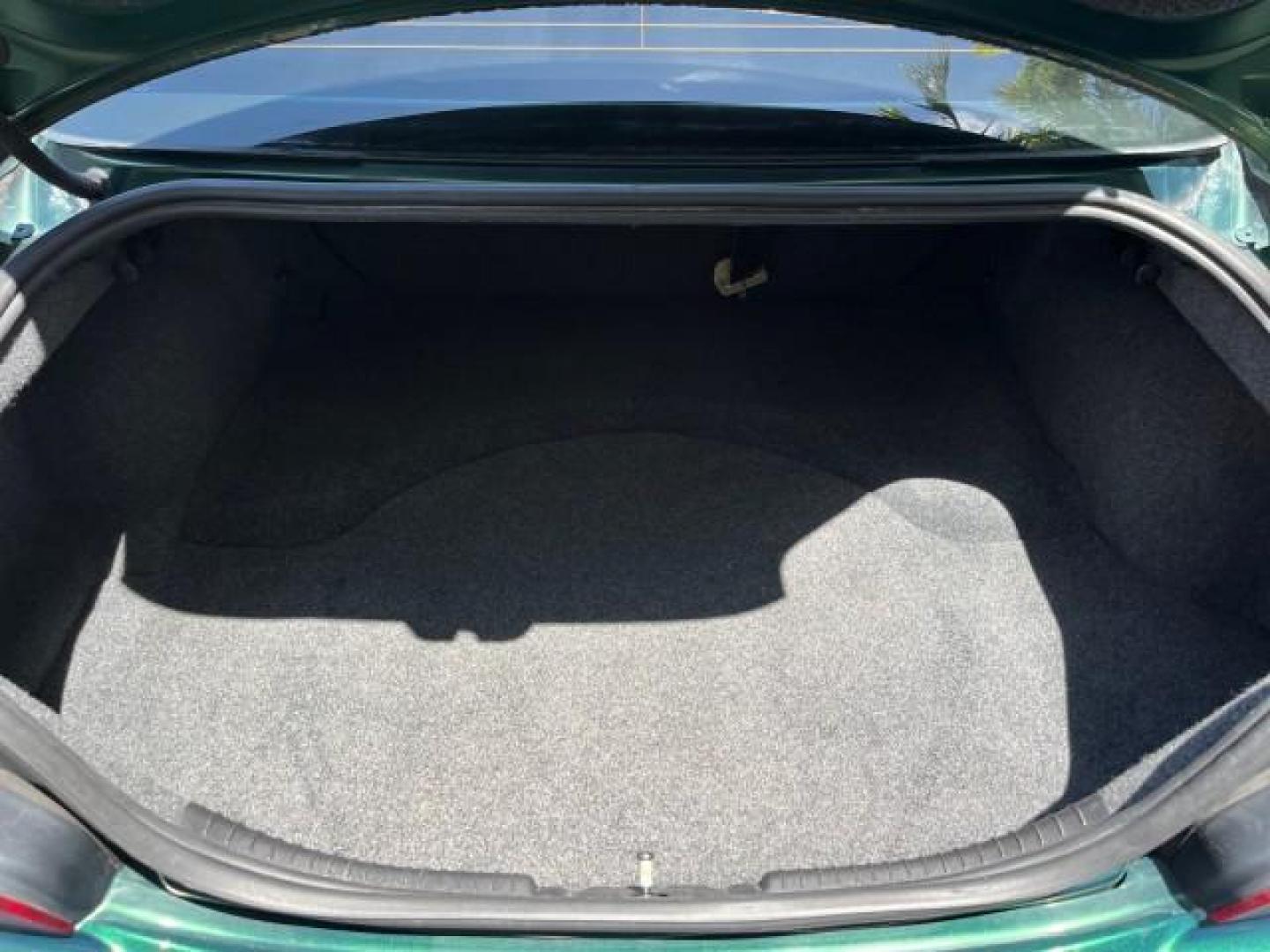 2006 Jaguar Racing Green /Ivory Jaguar X-TYPE AWD LOW MILES 61,609 (SAJWA51A56W) with an 3.0L DOHC SMPI 24-Valve V6 Engine engine, Automatic transmission, located at 4701 North Dixie Hwy, Pompano Beach, FL, 33064, (954) 422-2889, 26.240938, -80.123474 - OUR WEBPAGE FLORIDACARS1.COM HAS OVER 100 PHOTOS AND FREE CARFAX LINK 2006 JAGUAR X-TYPE 3.0L NEW $40,855 ROAD READY VIN: SAJWA51A56WE96399 NO ACCIDENTS NO RECALLS SEDAN 4 DR FLORIDA OWNER 3.0L V6 3.0L V6 F DOHC PARK SENSORS POWER LEATHER SEATS GASOLINE 7 SERVICE RECORDS POWER SUNROOF/MIRRORS ALL WH - Photo#49