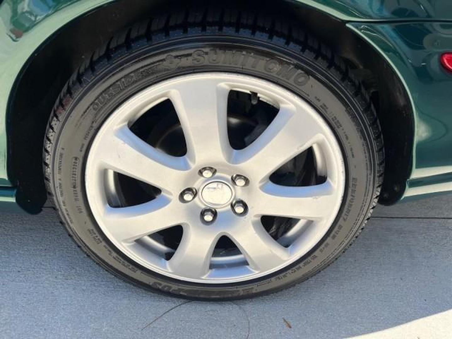 2006 Jaguar Racing Green /Ivory Jaguar X-TYPE AWD LOW MILES 61,609 (SAJWA51A56W) with an 3.0L DOHC SMPI 24-Valve V6 Engine engine, Automatic transmission, located at 4701 North Dixie Hwy, Pompano Beach, FL, 33064, (954) 422-2889, 26.240938, -80.123474 - OUR WEBPAGE FLORIDACARS1.COM HAS OVER 100 PHOTOS AND FREE CARFAX LINK 2006 JAGUAR X-TYPE 3.0L NEW $40,855 ROAD READY VIN: SAJWA51A56WE96399 NO ACCIDENTS NO RECALLS SEDAN 4 DR FLORIDA OWNER 3.0L V6 3.0L V6 F DOHC PARK SENSORS POWER LEATHER SEATS GASOLINE 7 SERVICE RECORDS POWER SUNROOF/MIRRORS ALL WH - Photo#88