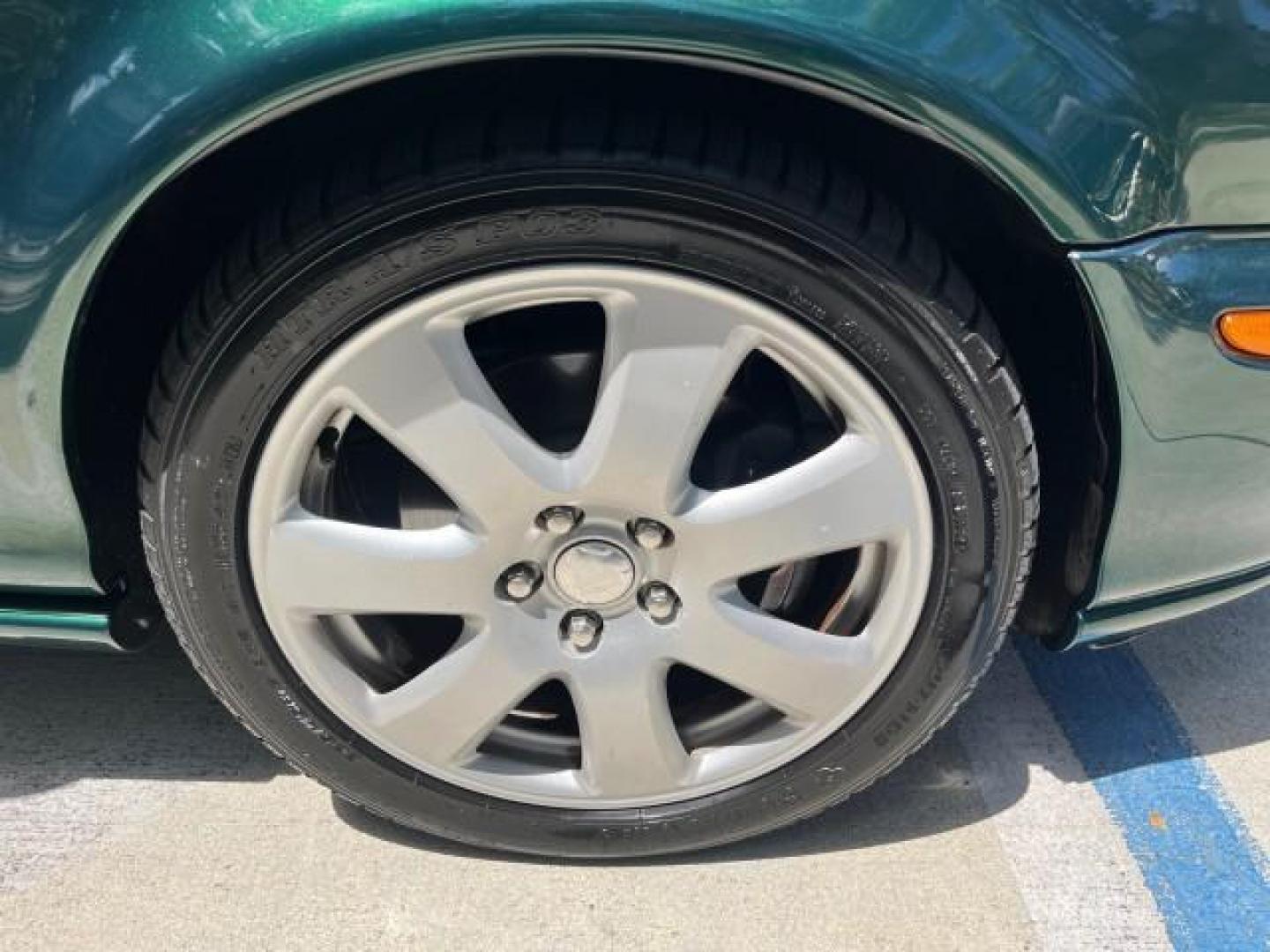 2006 Jaguar Racing Green /Ivory Jaguar X-TYPE AWD LOW MILES 61,609 (SAJWA51A56W) with an 3.0L DOHC SMPI 24-Valve V6 Engine engine, Automatic transmission, located at 4701 North Dixie Hwy, Pompano Beach, FL, 33064, (954) 422-2889, 26.240938, -80.123474 - OUR WEBPAGE FLORIDACARS1.COM HAS OVER 100 PHOTOS AND FREE CARFAX LINK 2006 JAGUAR X-TYPE 3.0L NEW $40,855 ROAD READY VIN: SAJWA51A56WE96399 NO ACCIDENTS NO RECALLS SEDAN 4 DR FLORIDA OWNER 3.0L V6 3.0L V6 F DOHC PARK SENSORS POWER LEATHER SEATS GASOLINE 7 SERVICE RECORDS POWER SUNROOF/MIRRORS ALL WH - Photo#90