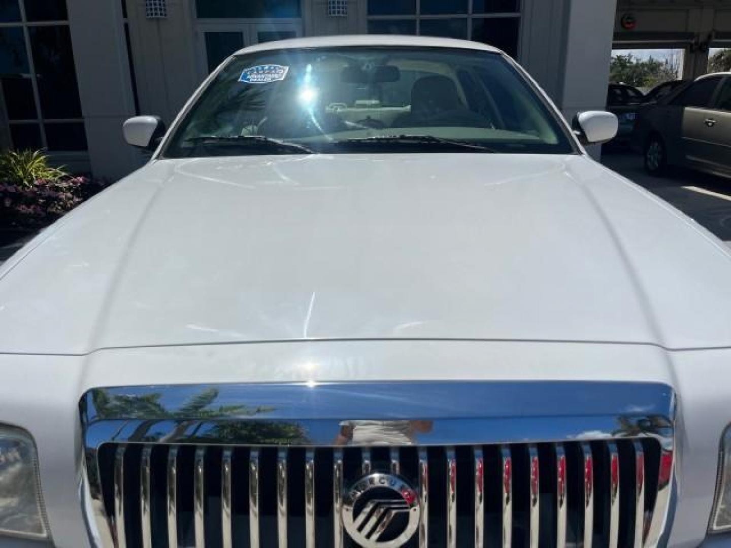 2006 Vibrant White /Light Camel Mercury Grand Marquis LS Premium LOW MILES 67,595 (2MHFM75V56X) with an 4.6L OHC FFV V8 Engine engine, Automatic transmission, located at 4701 North Dixie Hwy, Pompano Beach, FL, 33064, (954) 422-2889, 26.240938, -80.123474 - 2006 MERCURY GRAND MARQUIS LS PREMIUM ROAD READY 4.6L V8 VIN: 2MHFM75V56X641524 LOW MILES 67,595 SEDAN 4 DR NO RECALLS 4.6L V8 F POWER LEATHER SEATS FLEX FUEL POWER SUNROOF REAR WHEEL DRIVE POWER MIRRORS Adaptive Headlights Adjustable Lumbar Support Anti-Theft System Approach Lights Auto-dimming Rea - Photo#68