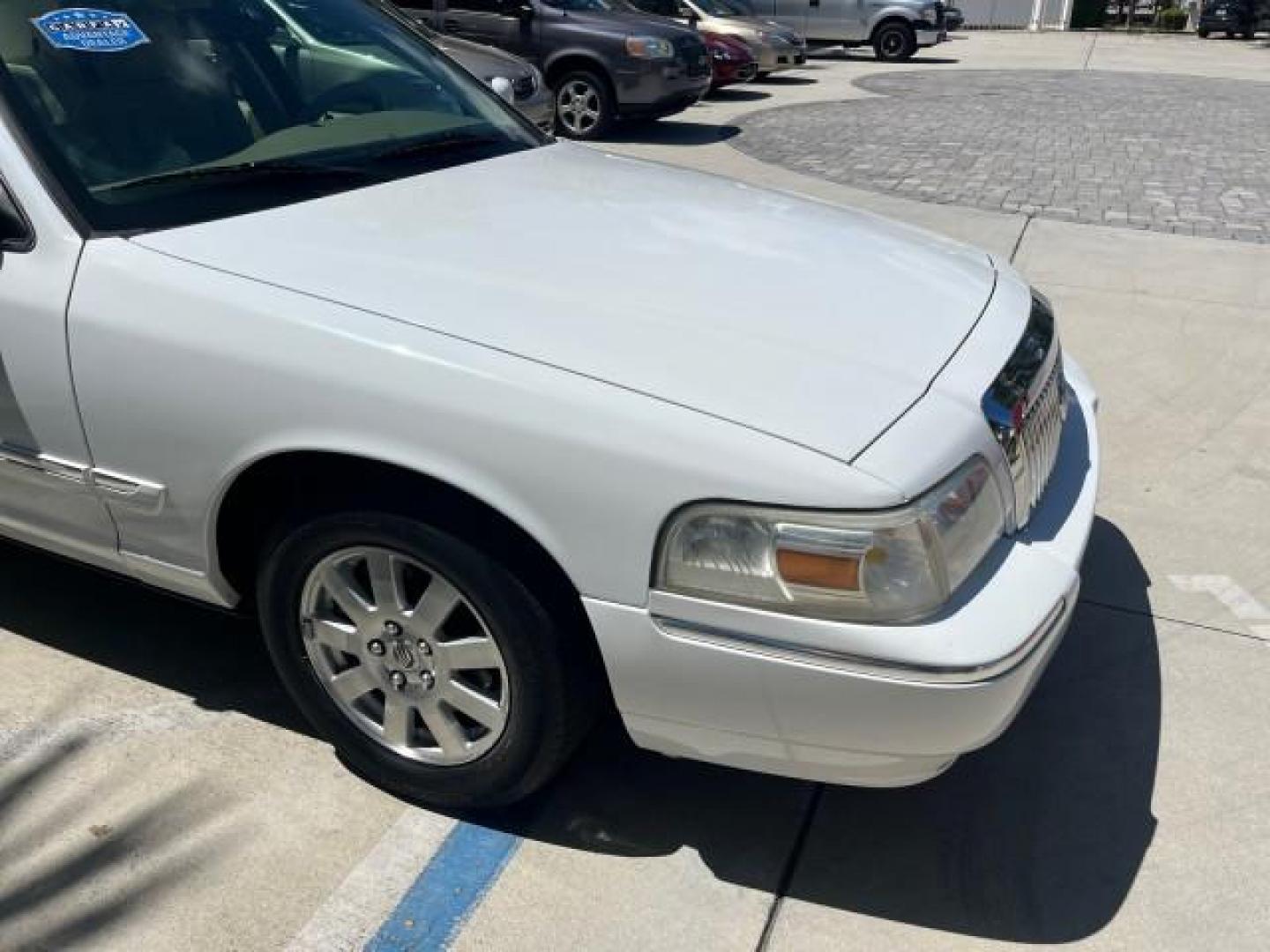 2006 Vibrant White /Light Camel Mercury Grand Marquis LS Premium LOW MILES 67,595 (2MHFM75V56X) with an 4.6L OHC FFV V8 Engine engine, Automatic transmission, located at 4701 North Dixie Hwy, Pompano Beach, FL, 33064, (954) 422-2889, 26.240938, -80.123474 - 2006 MERCURY GRAND MARQUIS LS PREMIUM ROAD READY 4.6L V8 VIN: 2MHFM75V56X641524 LOW MILES 67,595 SEDAN 4 DR NO RECALLS 4.6L V8 F POWER LEATHER SEATS FLEX FUEL POWER SUNROOF REAR WHEEL DRIVE POWER MIRRORS Adaptive Headlights Adjustable Lumbar Support Anti-Theft System Approach Lights Auto-dimming Rea - Photo#73